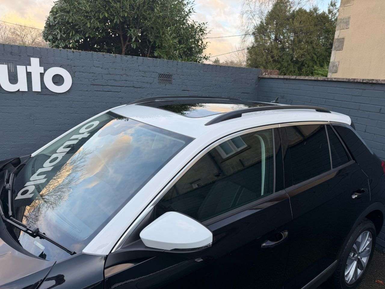 2019 VOLKSWAGEN T-ROC 2019 VOLKSWAGEN T-ROC