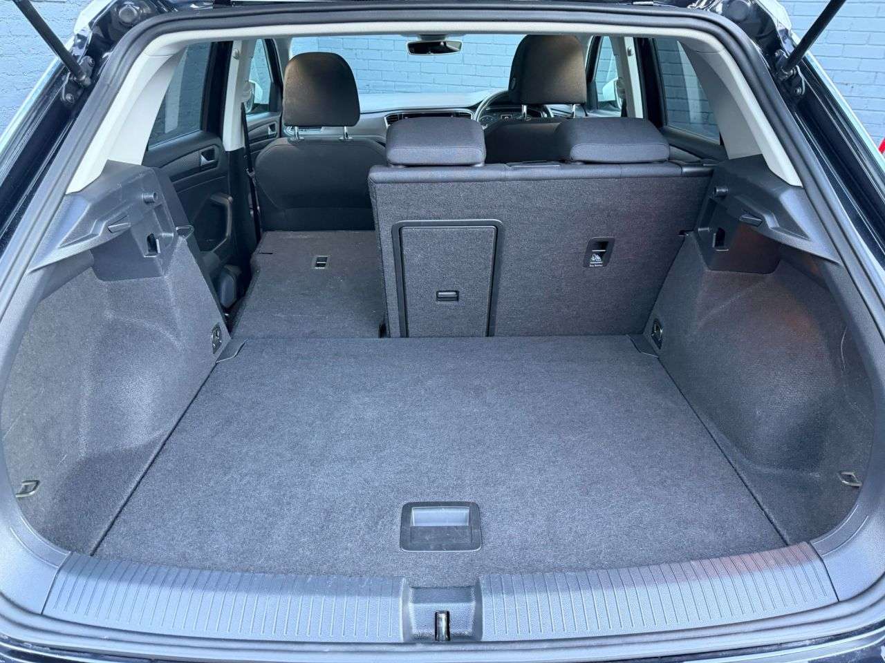 2019 VOLKSWAGEN T-ROC 2019 VOLKSWAGEN T-ROC