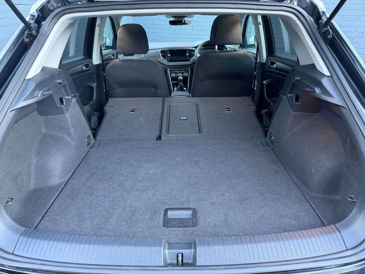 2019 VOLKSWAGEN T-ROC 2019 VOLKSWAGEN T-ROC