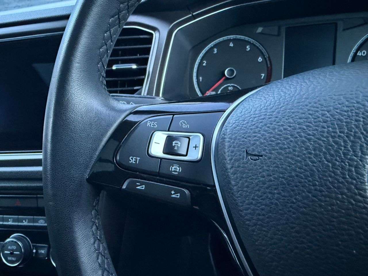 2019 VOLKSWAGEN T-ROC 2019 VOLKSWAGEN T-ROC