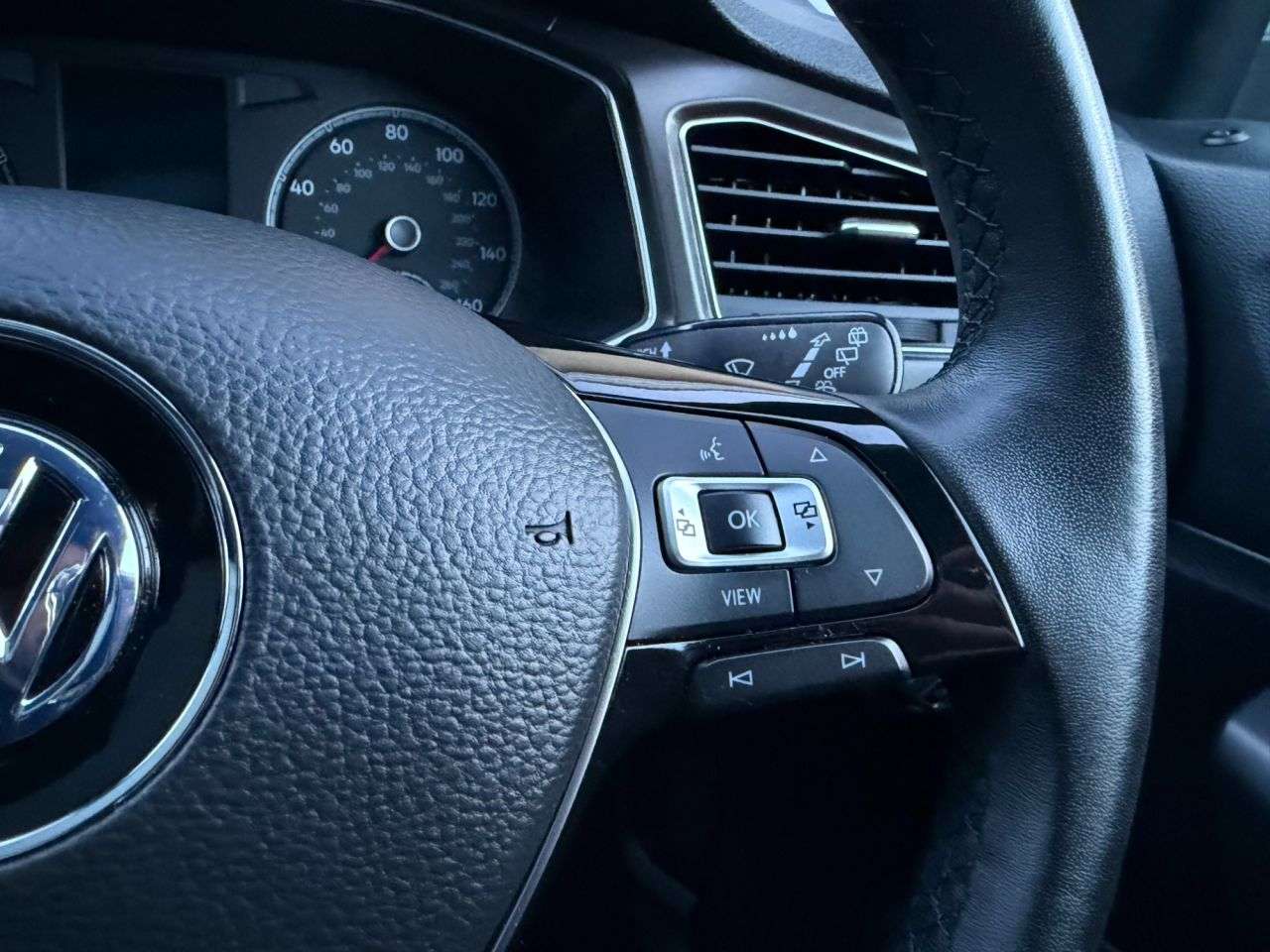 2019 VOLKSWAGEN T-ROC 2019 VOLKSWAGEN T-ROC