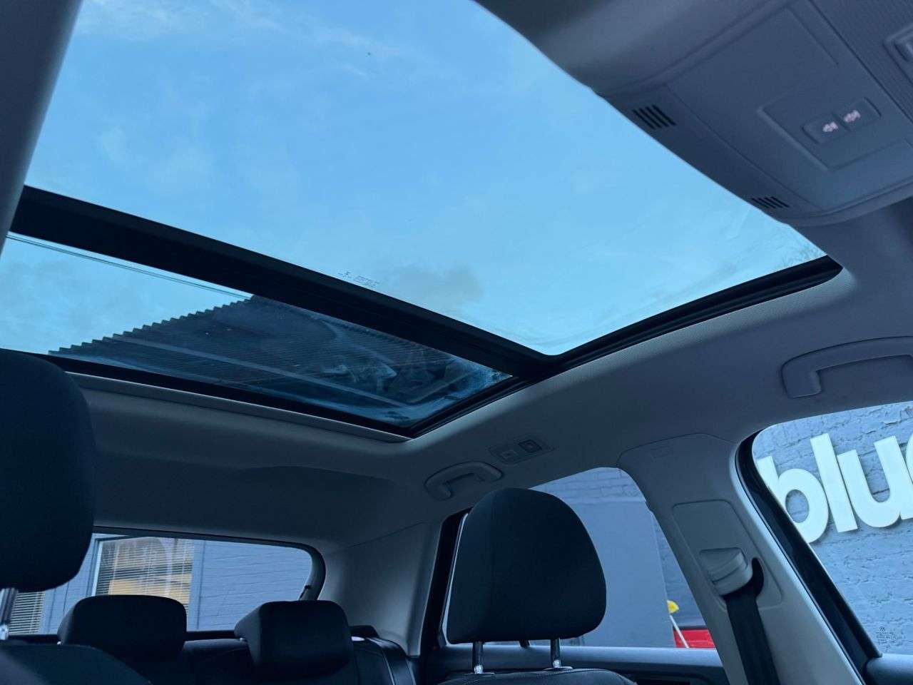 2019 VOLKSWAGEN T-ROC 2019 VOLKSWAGEN T-ROC