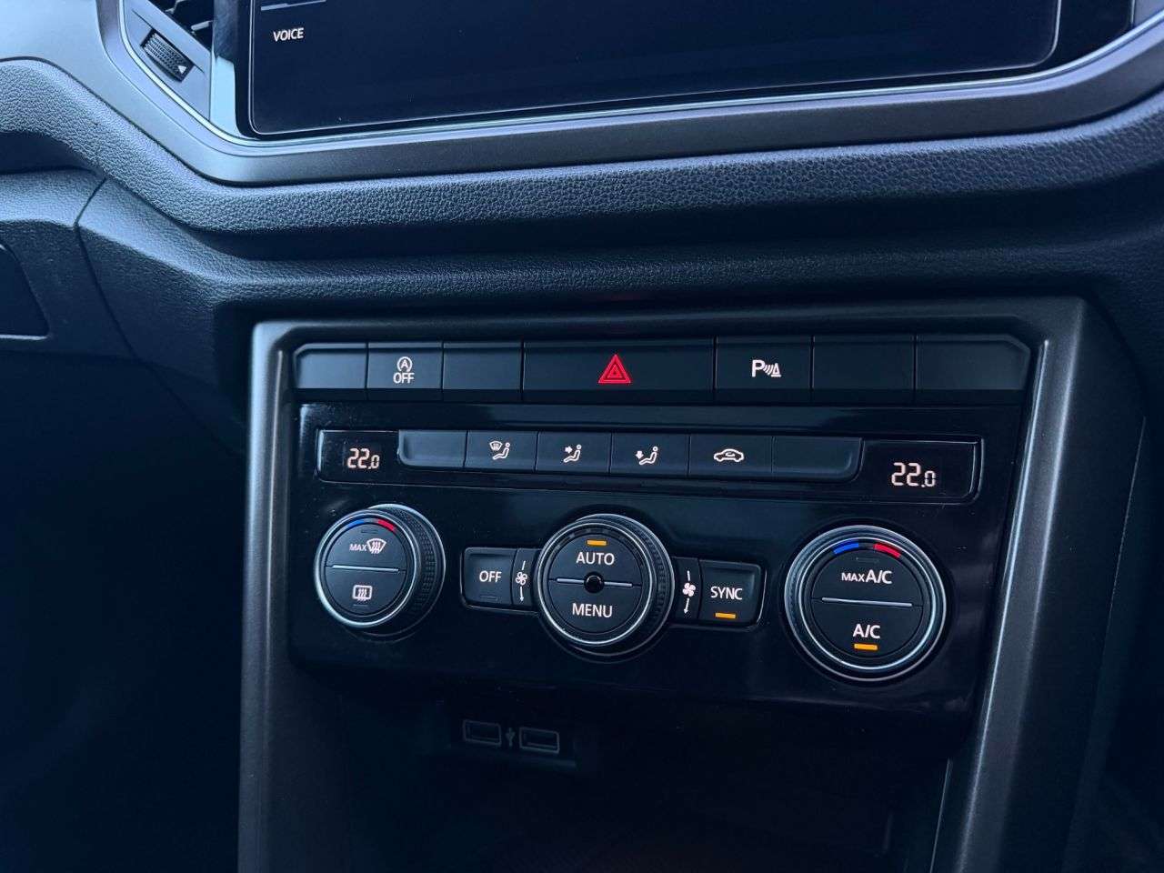 2019 VOLKSWAGEN T-ROC 2019 VOLKSWAGEN T-ROC