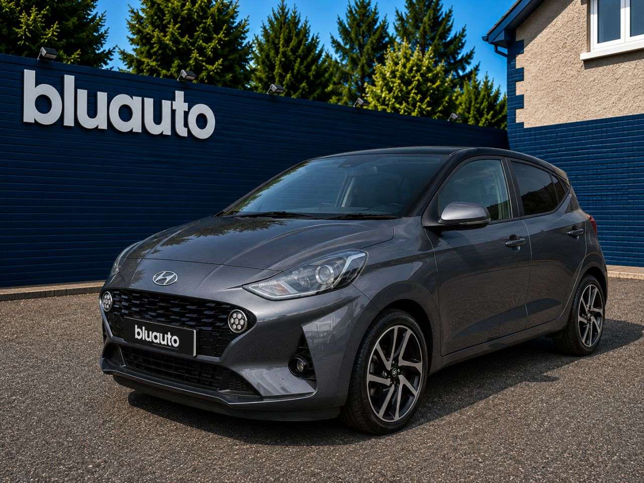 A 2022 HYUNDAI I10 1.0 Premium Hatchback 5dr Petrol Auto Euro 6 (s/s) (67 ps) A 2022 HYUNDAI I10 1.0 Premium Hatchback 5dr Petrol Auto Euro 6 (s/s) (67 ps)