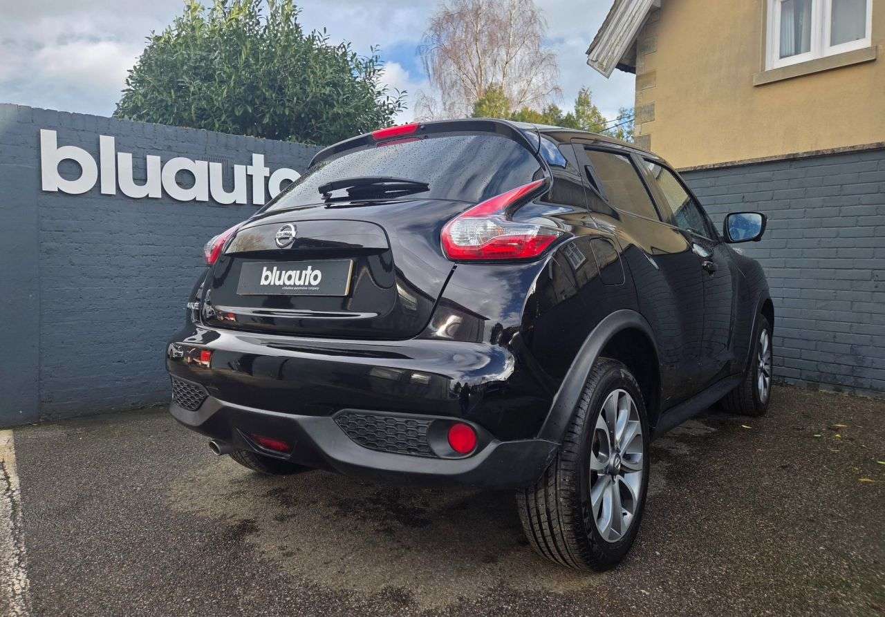 A 2017 NISSAN JUKE 1.6 Tekna SUV 5dr Petrol XTRON Euro 6 (117 ps) Front & Rear Camera, SatNav A 2017 NISSAN JUKE 1.6 Tekna SUV 5dr Petrol XTRON Euro 6 (117 ps) Front & Rear Camera, SatNav
