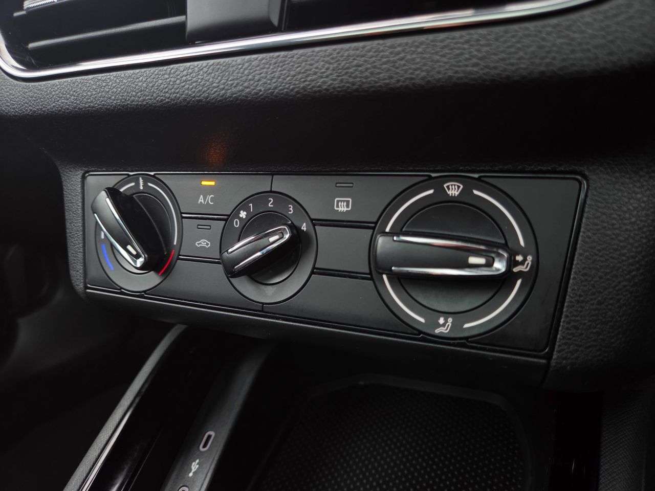 2021 SKODA KAMIQ 2021 SKODA KAMIQ