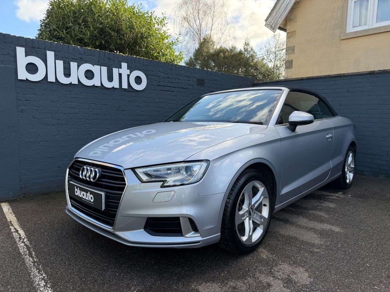 A 2017 AUDI A3 CABRIOLET 1.4 TFSI CoD Sport Convertible 2dr Petrol S Tronic Euro 6 (s/s) (150 ps) Re A 2017 AUDI A3 CABRIOLET 1.4 TFSI CoD Sport Convertible 2dr Petrol S Tronic Euro 6 (s/s) (150 ps) Re