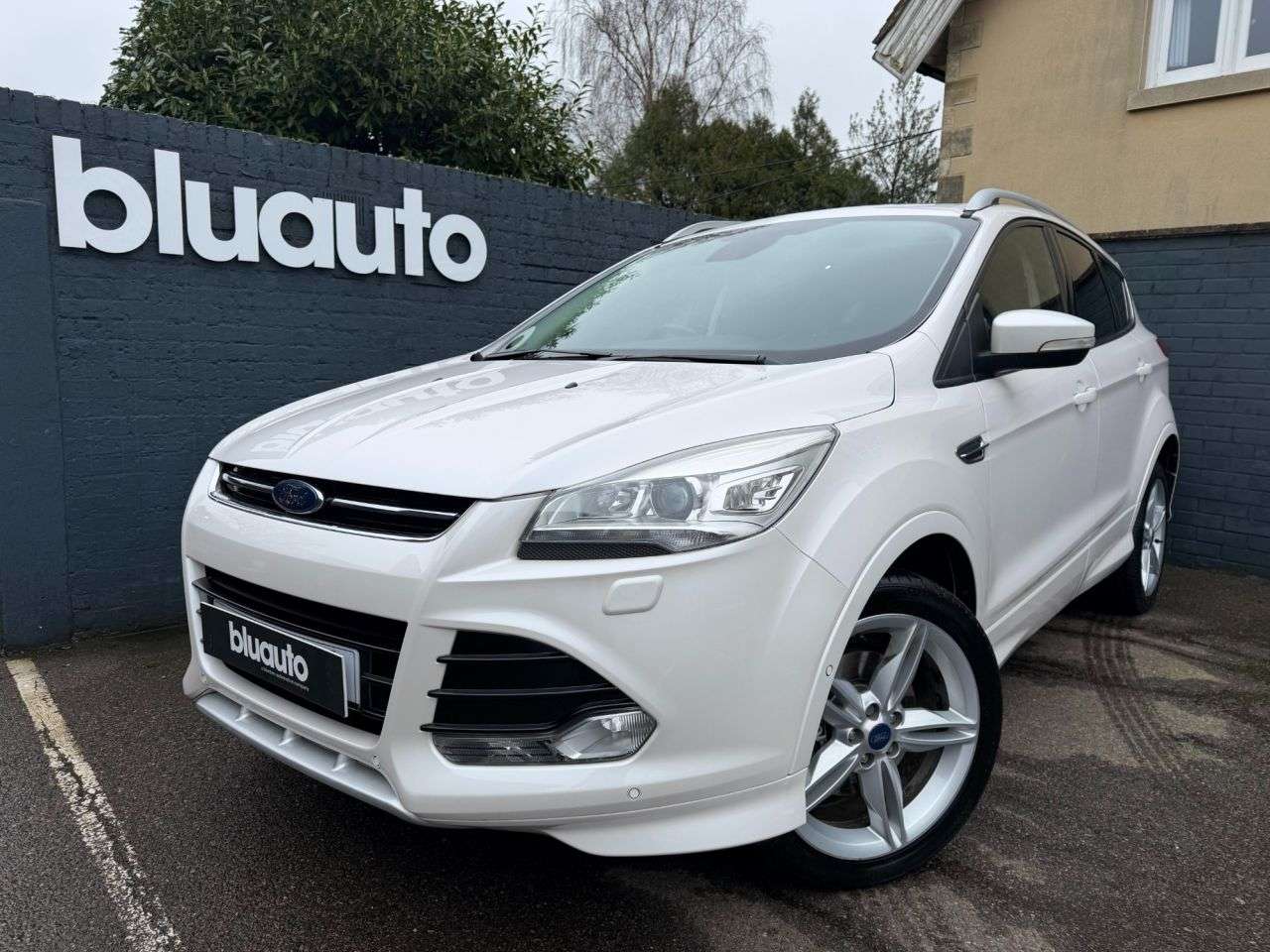 A 2016 FORD KUGA 2.0 TDCi Titanium X Sport SUV 5dr Diesel Manual 2WD Euro 6 (s/s) (150 ps) R A 2016 FORD KUGA 2.0 TDCi Titanium X Sport SUV 5dr Diesel Manual 2WD Euro 6 (s/s) (150 ps) R
