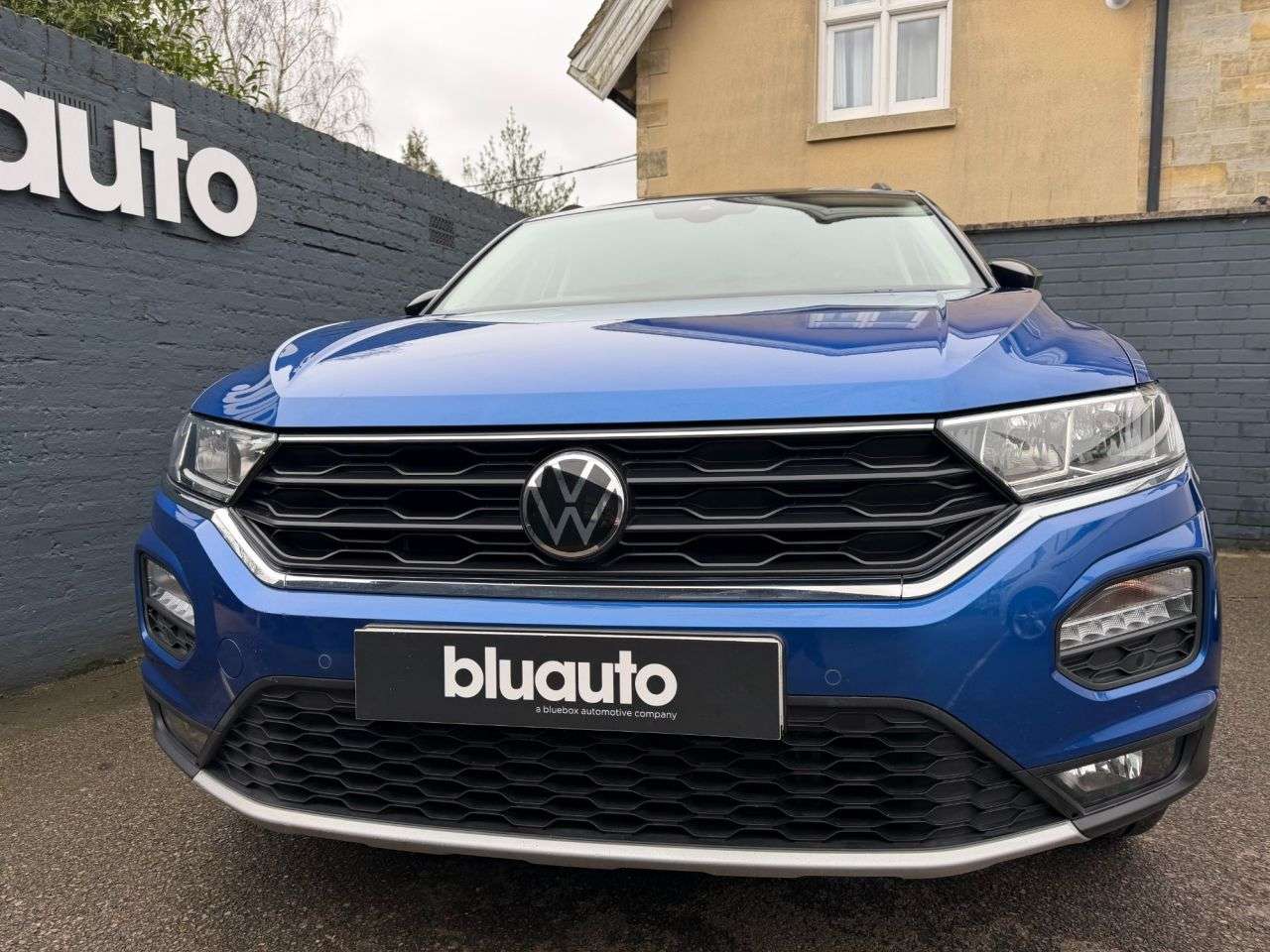 A 2022 VOLKSWAGEN T-ROC 1.0 TSI Active SUV 5dr Petrol Manual Euro 6 (s/s) (110 ps) Heated Seats / S A 2022 VOLKSWAGEN T-ROC 1.0 TSI Active SUV 5dr Petrol Manual Euro 6 (s/s) (110 ps) Heated Seats / S