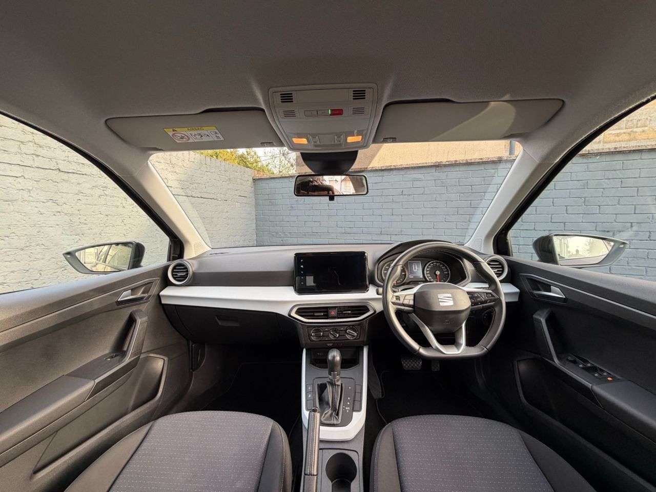 A 2022 SEAT ARONA 1.0 TSI SE Technology SUV 5dr Petrol DSG Euro 6 (s/s) (110 ps) Apple Carpla A 2022 SEAT ARONA 1.0 TSI SE Technology SUV 5dr Petrol DSG Euro 6 (s/s) (110 ps) Apple Carpla