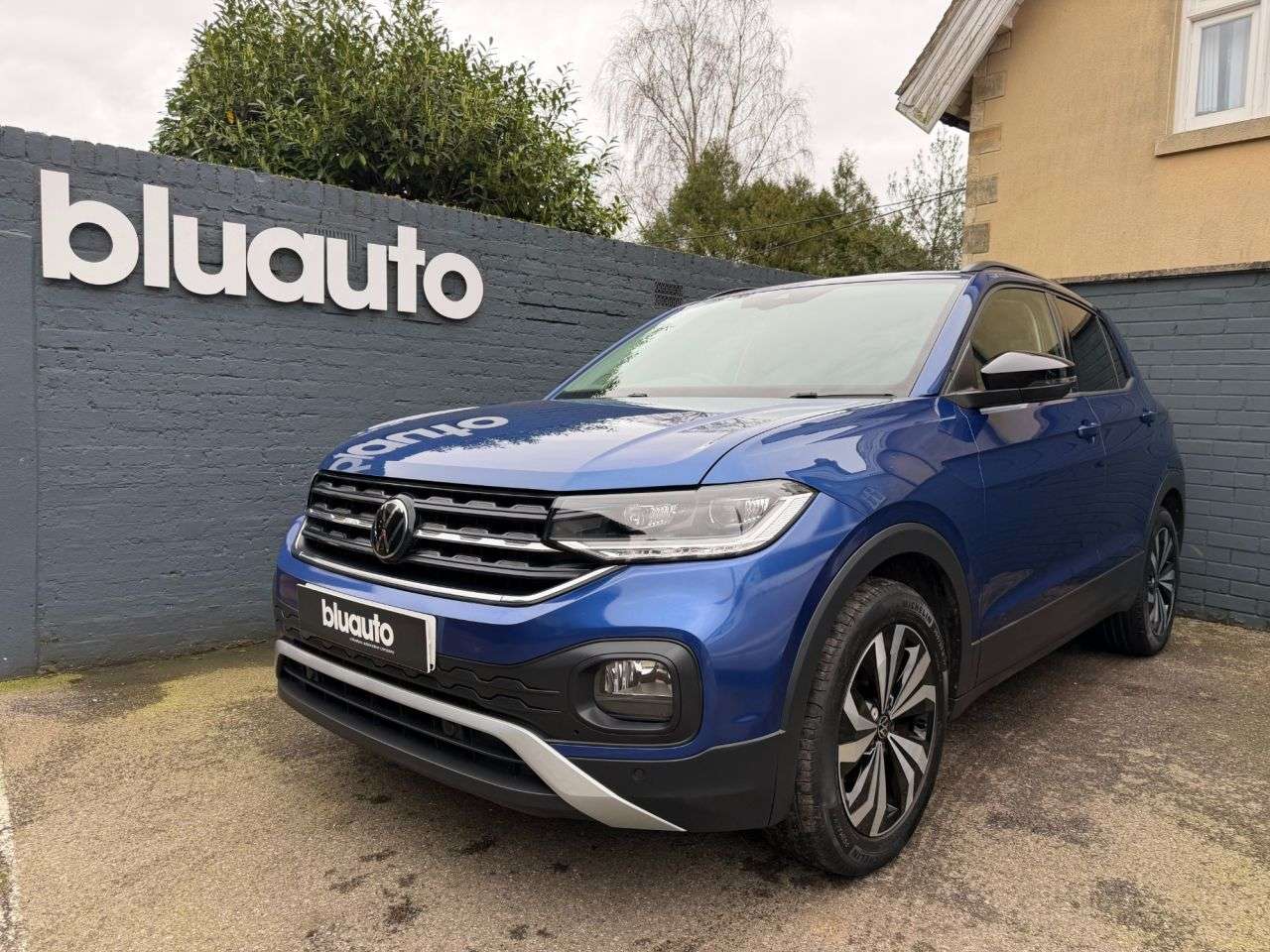 A 2023 VOLKSWAGEN T-CROSS 1.0 TSI Black Edition SUV 5dr Petrol Manual Euro 6 (s/s) (95 ps) Part Leath A 2023 VOLKSWAGEN T-CROSS 1.0 TSI Black Edition SUV 5dr Petrol Manual Euro 6 (s/s) (95 ps) Part Leath