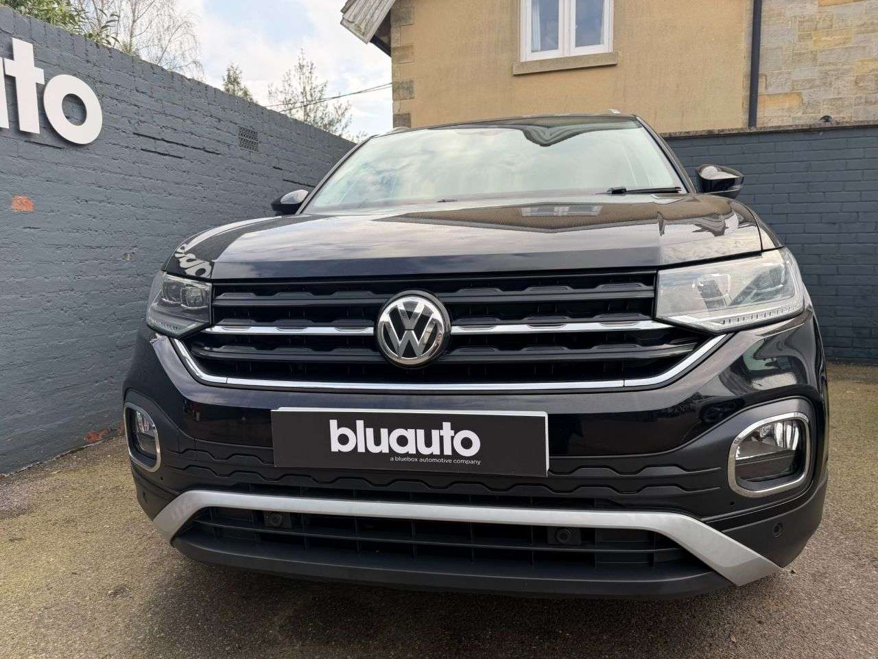 A 2020 VOLKSWAGEN T-CROSS 1.5 TSI EVO SEL SUV 5dr Petrol DSG Euro 6 (s/s) (150 ps) Adaptive Cruise, F A 2020 VOLKSWAGEN T-CROSS 1.5 TSI EVO SEL SUV 5dr Petrol DSG Euro 6 (s/s) (150 ps) Adaptive Cruise, F