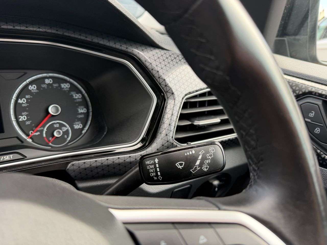 2020 VOLKSWAGEN T-CROSS 2020 VOLKSWAGEN T-CROSS