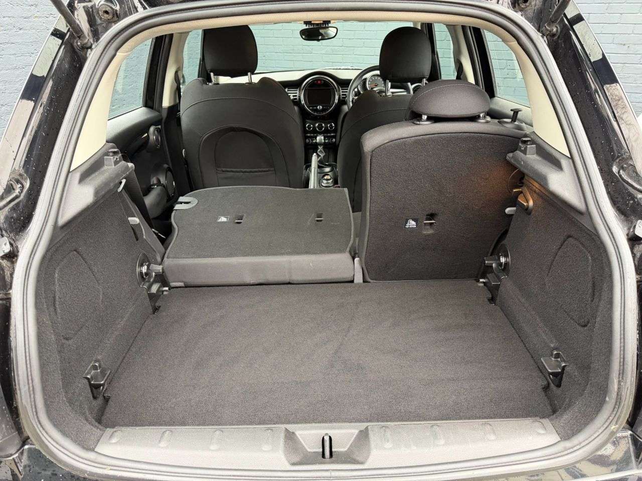 2017 MINI HATCH 2017 MINI HATCH