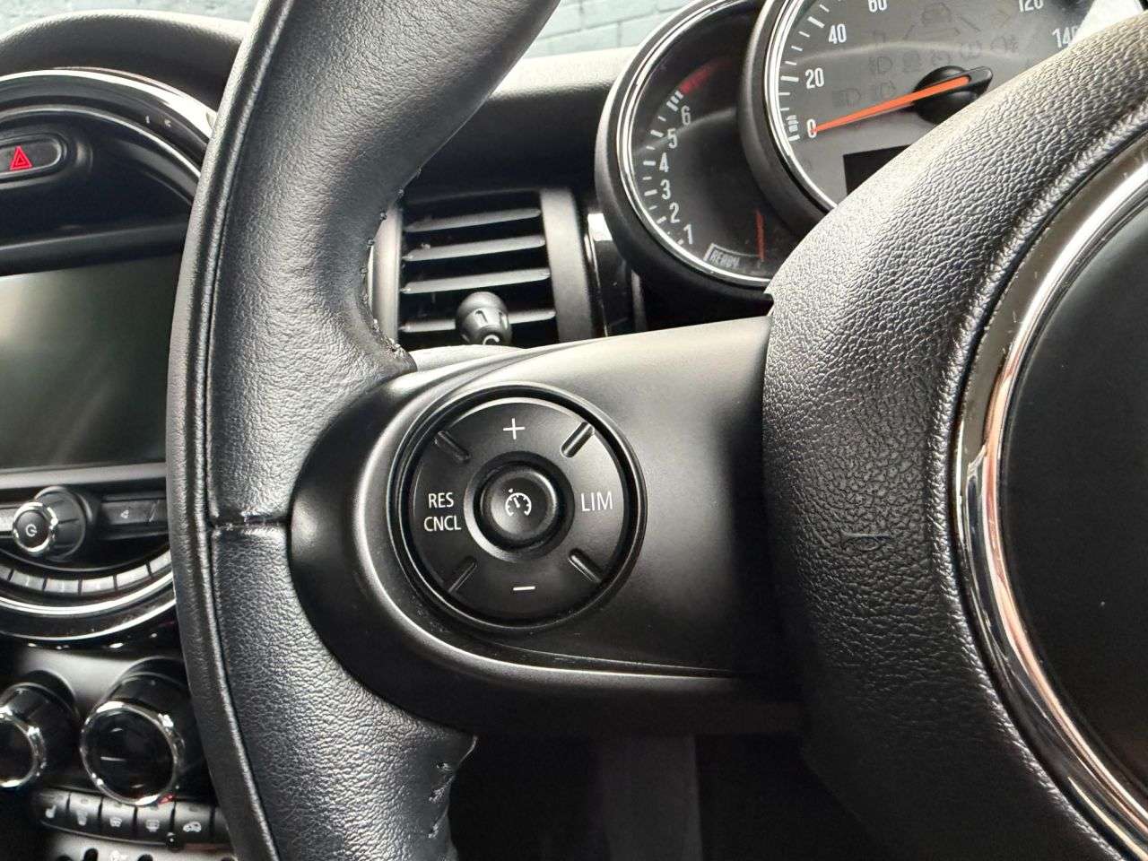 2017 MINI HATCH 2017 MINI HATCH