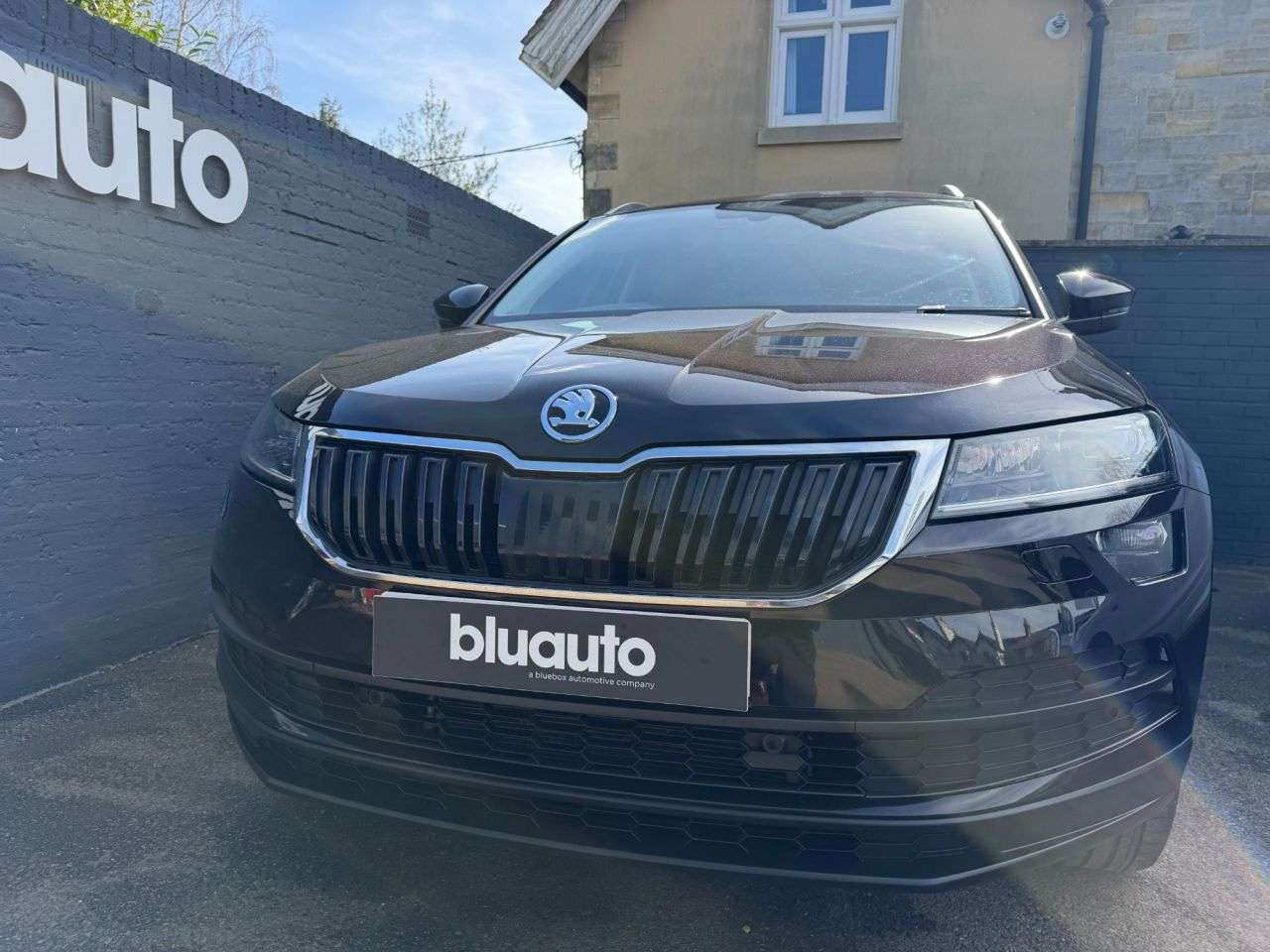 A 2019 SKODA KAROQ 1.5 TSI ACT SE L SUV 5dr Petrol DSG Euro 6 (s/s) (150 ps) Leather/Alcantara A 2019 SKODA KAROQ 1.5 TSI ACT SE L SUV 5dr Petrol DSG Euro 6 (s/s) (150 ps) Leather/Alcantara