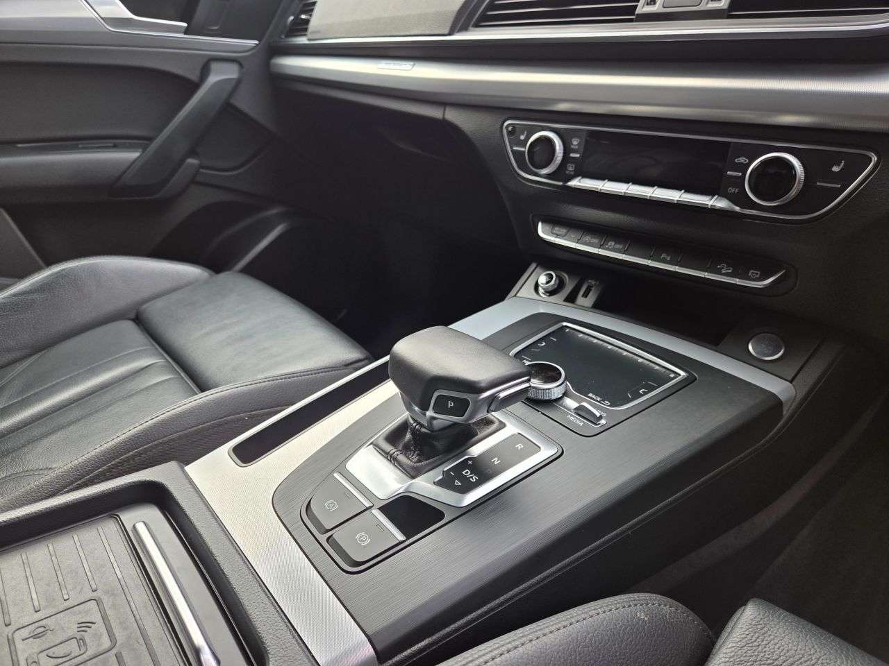 2019 AUDI Q5 2019 AUDI Q5