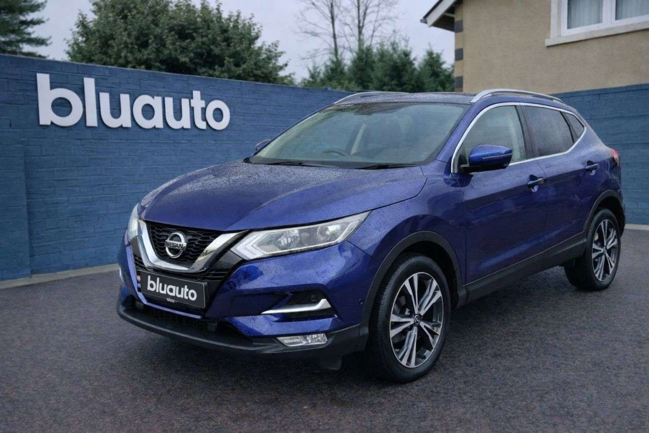 A 2017 NISSAN QASHQAI 1.2 DIG-T N-Connecta SUV 5dr Petrol XTRON Euro 6 (s/s) (115 ps) A 2017 NISSAN QASHQAI 1.2 DIG-T N-Connecta SUV 5dr Petrol XTRON Euro 6 (s/s) (115 ps)
