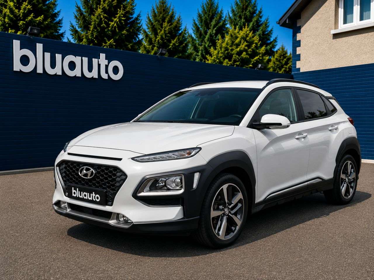 A 2019 HYUNDAI KONA 1.0 T-GDi Premium SUV 5dr Petrol Manual Euro 6 (s/s) (120 ps) Rear Parking A 2019 HYUNDAI KONA 1.0 T-GDi Premium SUV 5dr Petrol Manual Euro 6 (s/s) (120 ps) Rear Parking