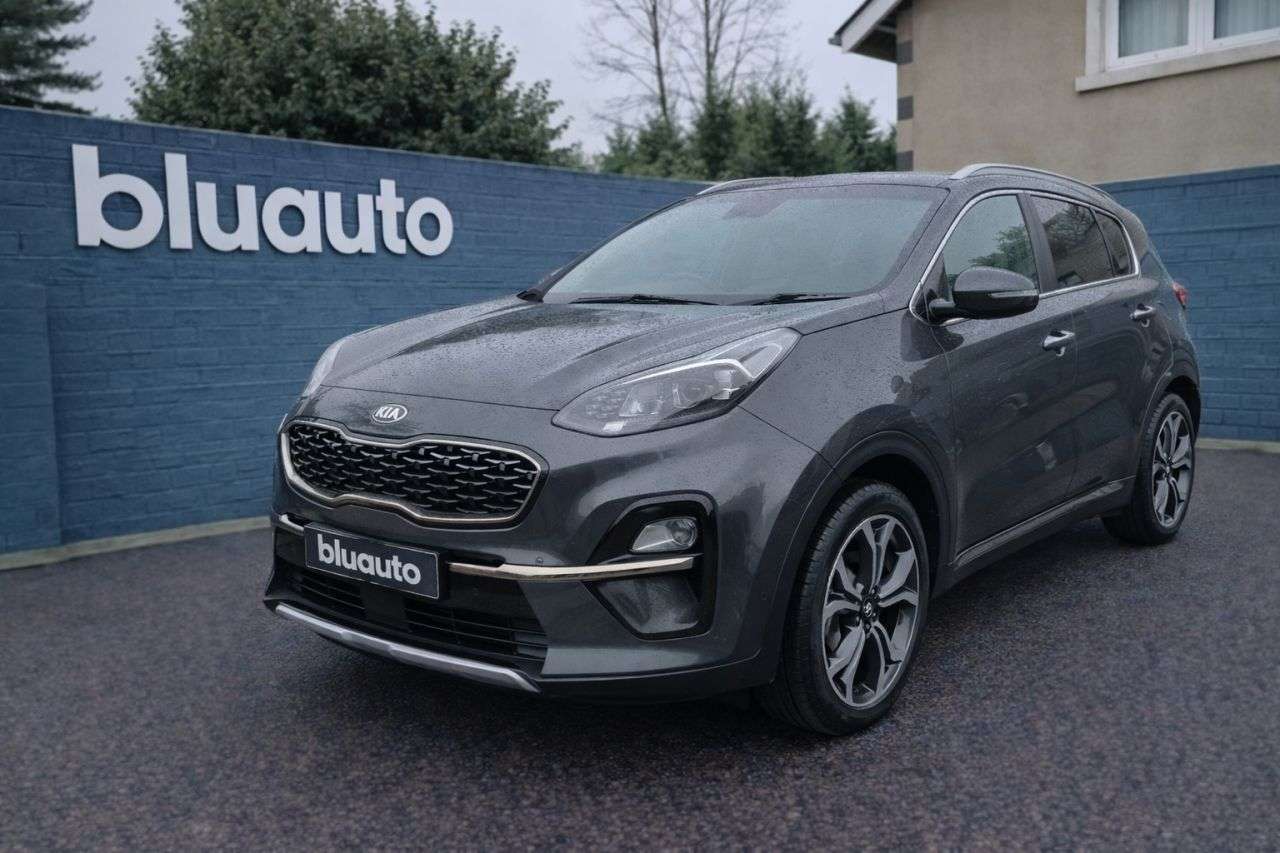 A 2019 KIA SPORTAGE 1.6 T-GDi GT-Line SUV 5dr Petrol DCT AWD Euro 6 (s/s) (174 bhp) Rear Camera A 2019 KIA SPORTAGE 1.6 T-GDi GT-Line SUV 5dr Petrol DCT AWD Euro 6 (s/s) (174 bhp) Rear Camera