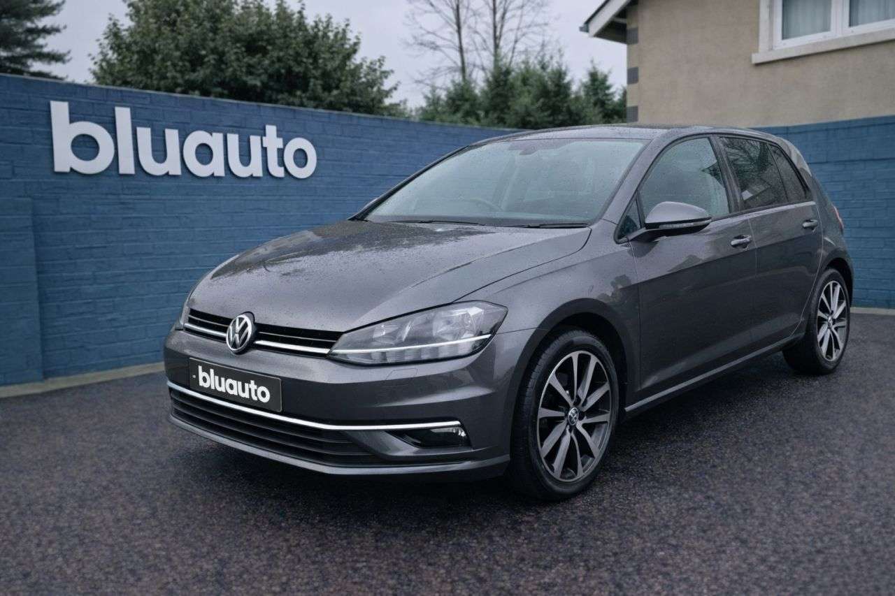 A 2019 VOLKSWAGEN GOLF 1.0 TSI Match Hatchback 5dr Petrol Manual Euro 6 (s/s) (115 ps) A 2019 VOLKSWAGEN GOLF 1.0 TSI Match Hatchback 5dr Petrol Manual Euro 6 (s/s) (115 ps)
