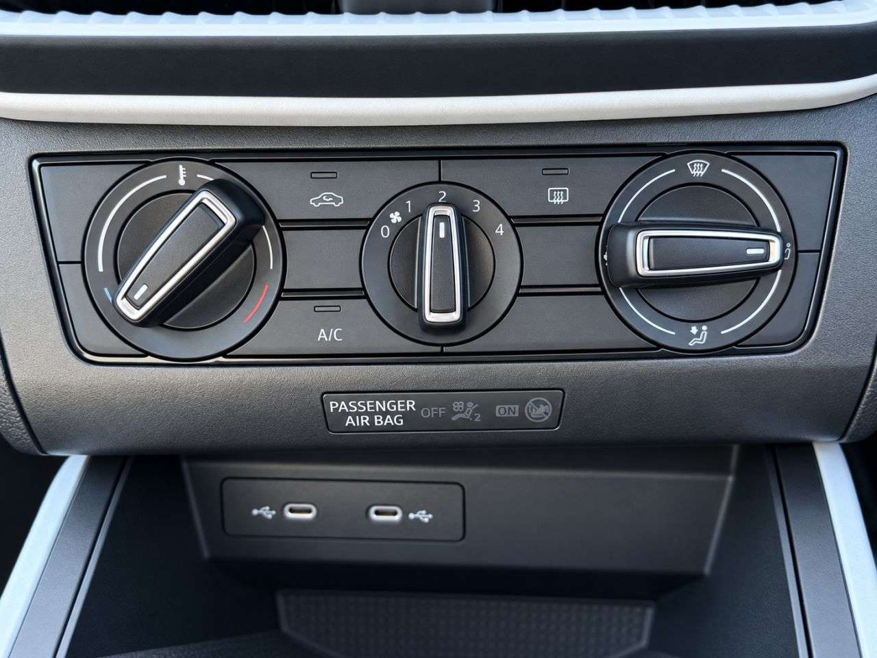 2023 SEAT ARONA 2023 SEAT ARONA