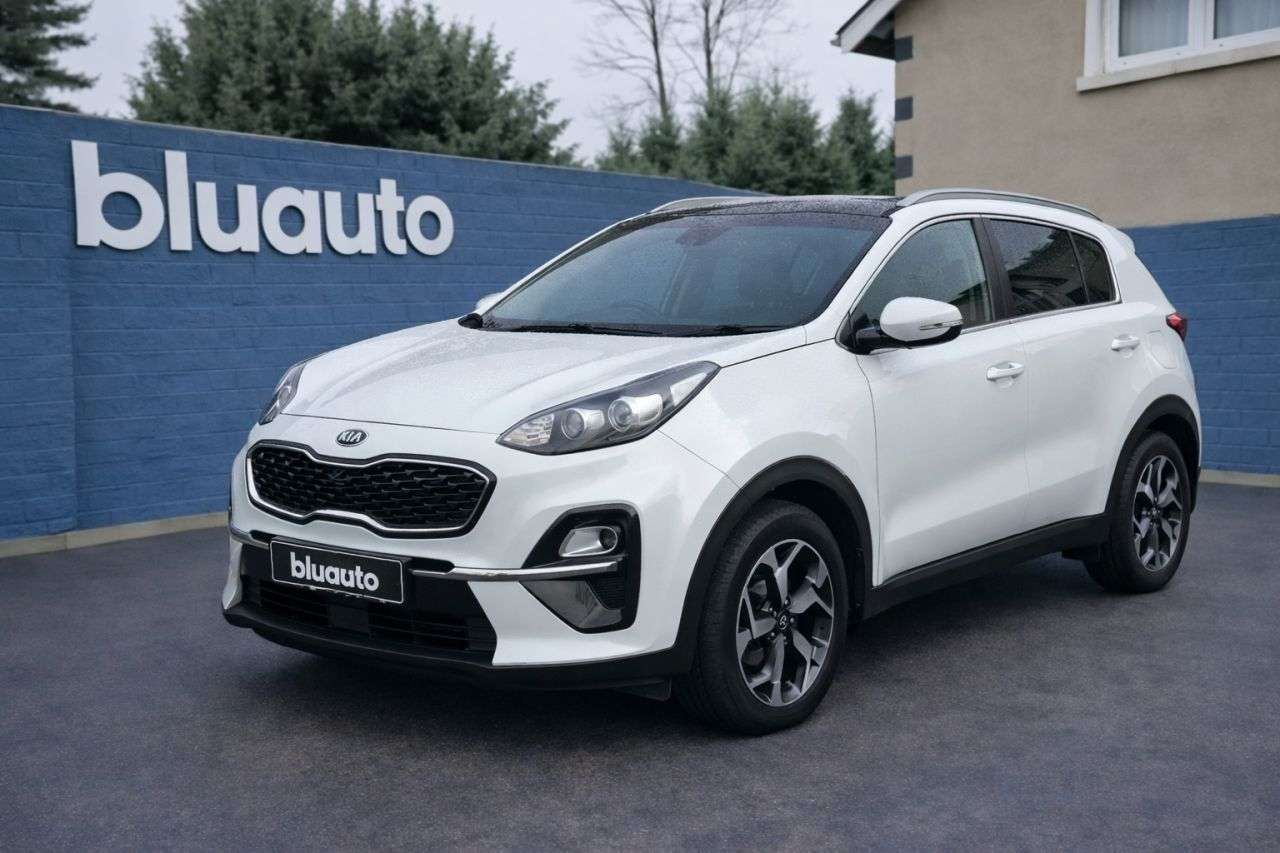A 2019 KIA SPORTAGE 1.6 GDi 2 SUV 5dr Petrol Manual Euro 6 (s/s) (130 bhp) A 2019 KIA SPORTAGE 1.6 GDi 2 SUV 5dr Petrol Manual Euro 6 (s/s) (130 bhp)