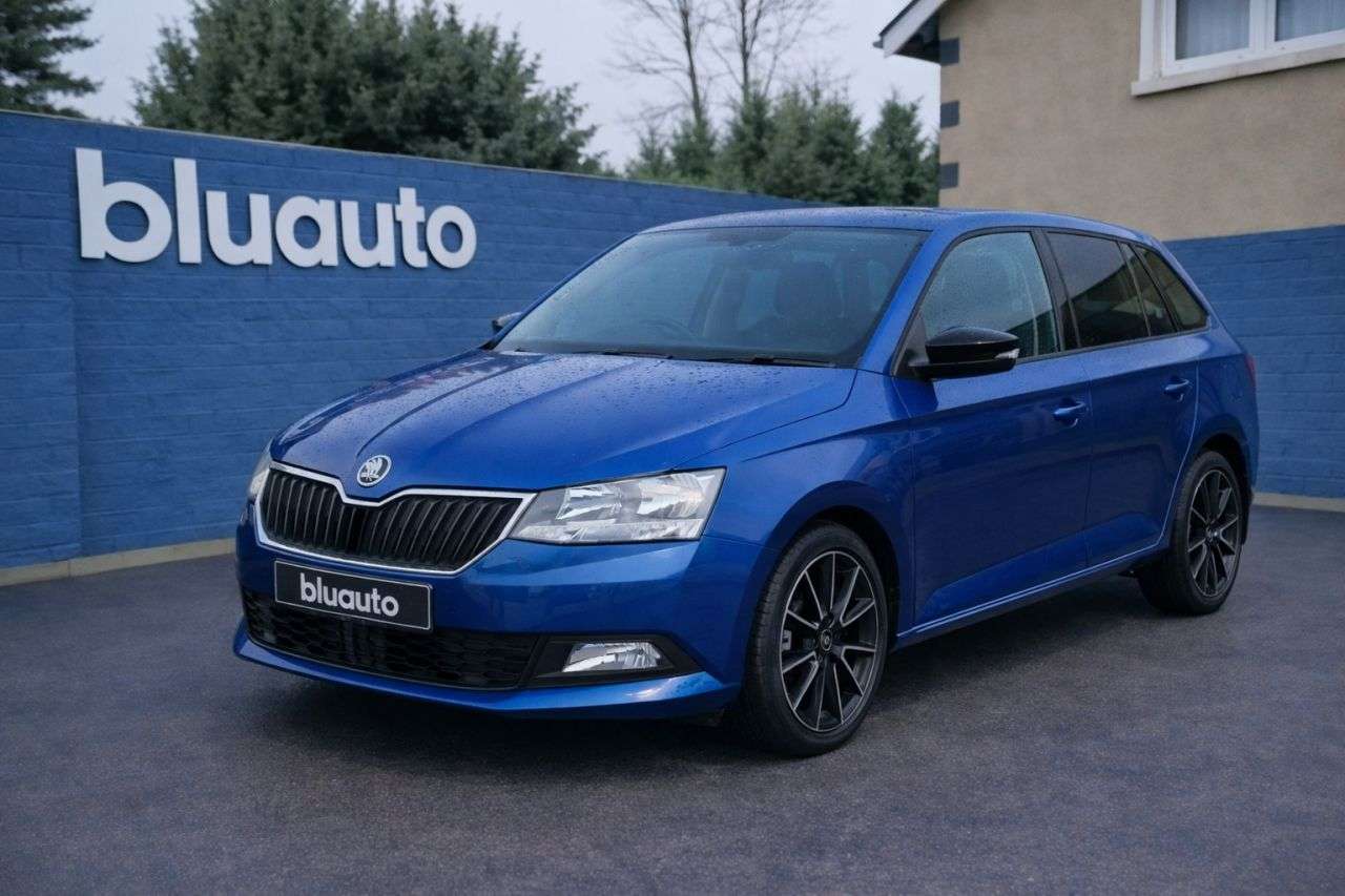 A 2018 SKODA RAPID SPACEBACK 1.0 TSI SE Sport Hatchback 5dr Petrol Manual Euro 6 (s/s) (110 ps) Sat Nav A 2018 SKODA RAPID SPACEBACK 1.0 TSI SE Sport Hatchback 5dr Petrol Manual Euro 6 (s/s) (110 ps) Sat Nav