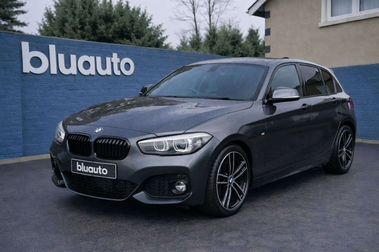 A 2019 BMW 1 SERIES 1.5 118i GPF M Sport Shadow Edition Hatchback 5dr Petrol Manual Euro 6 (s/s A 2019 BMW 1 SERIES 1.5 118i GPF M Sport Shadow Edition Hatchback 5dr Petrol Manual Euro 6 (s/s