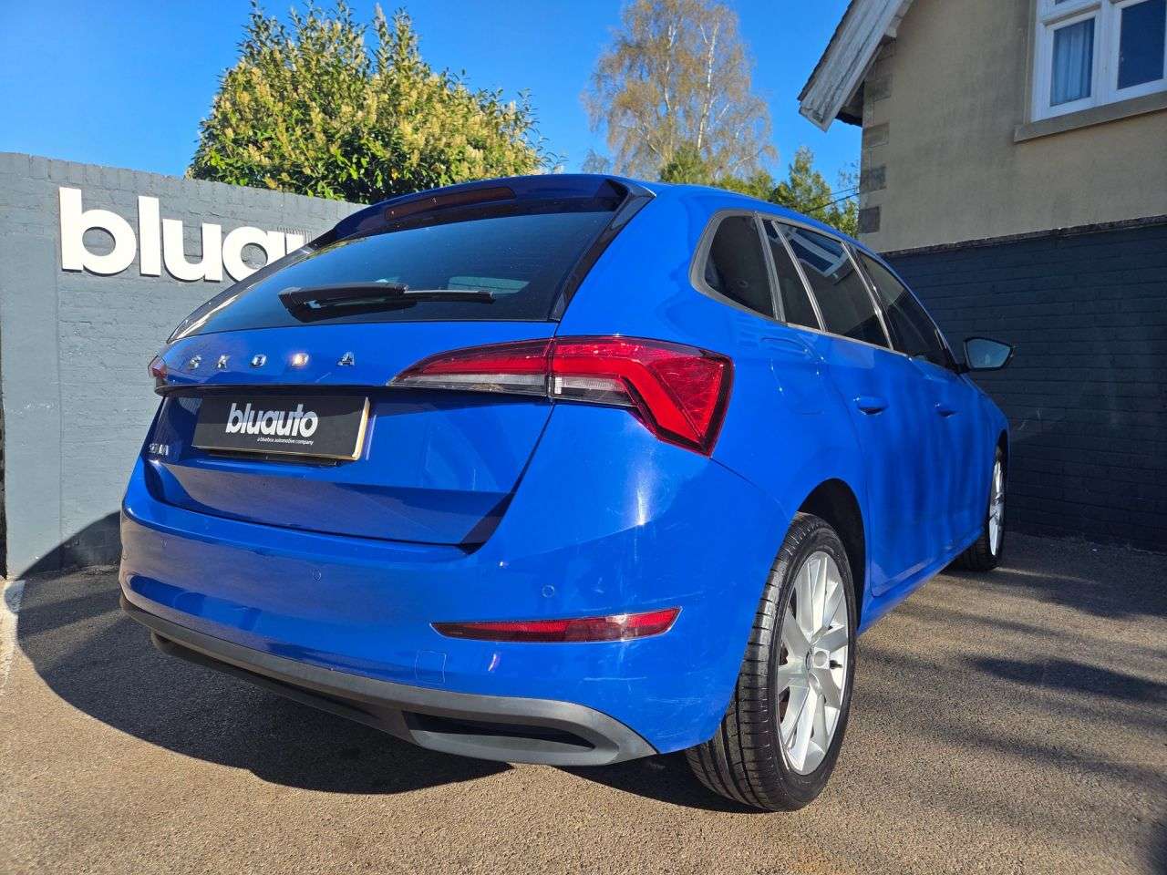 A 2020 SKODA SCALA 1.0 TSI SE L Hatchback 5dr Petrol DSG Euro 6 (s/s) (115 ps) Front Sensors / A 2020 SKODA SCALA 1.0 TSI SE L Hatchback 5dr Petrol DSG Euro 6 (s/s) (115 ps) Front Sensors /