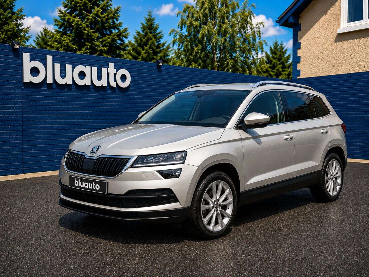 A 2018 SKODA KAROQ 1.5 TSI SE L SUV 5dr Petrol Manual Euro 6 (s/s) (150 ps) Heated Front Seats A 2018 SKODA KAROQ 1.5 TSI SE L SUV 5dr Petrol Manual Euro 6 (s/s) (150 ps) Heated Front Seats