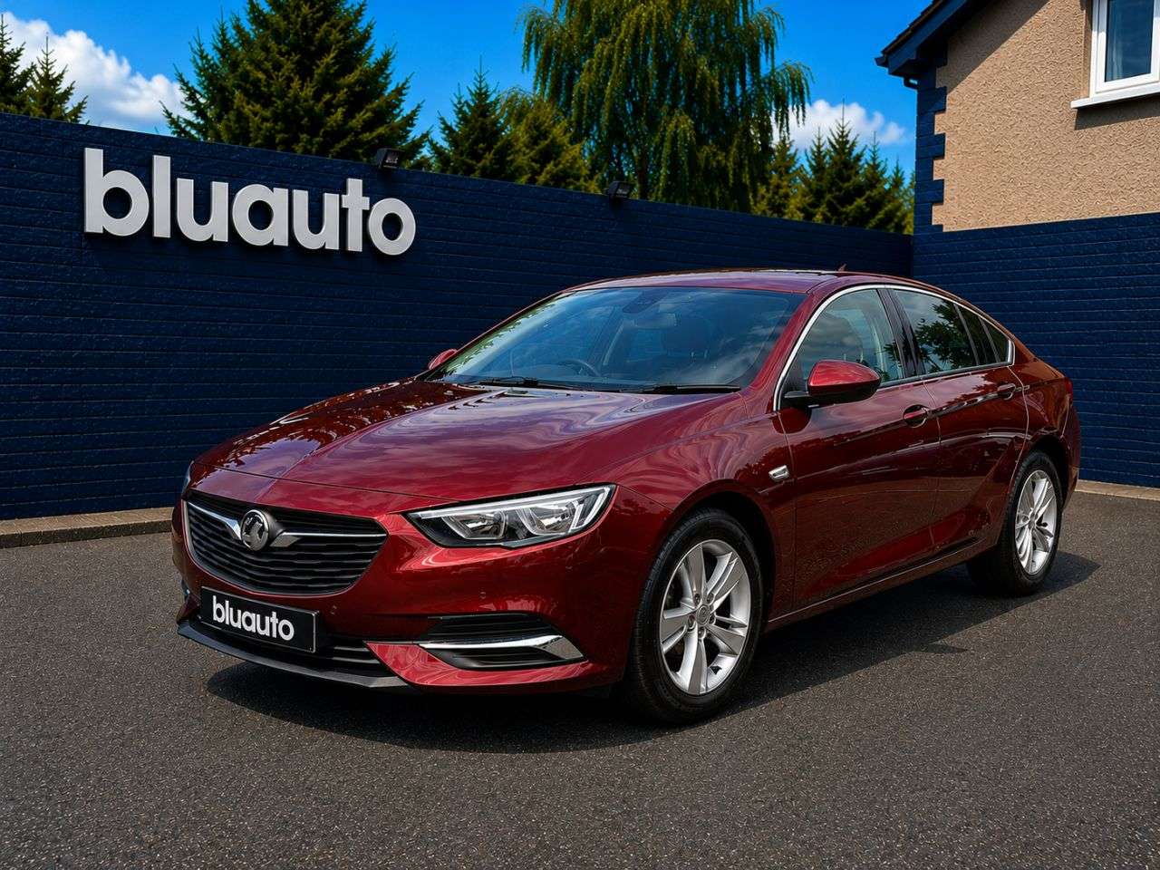 A 2018 VAUXHALL INSIGNIA 1.5i Turbo ecoTEC Design Grand Sport 5dr Petrol Manual Euro 6 (s/s) (140 ps A 2018 VAUXHALL INSIGNIA 1.5i Turbo ecoTEC Design Grand Sport 5dr Petrol Manual Euro 6 (s/s) (140 ps