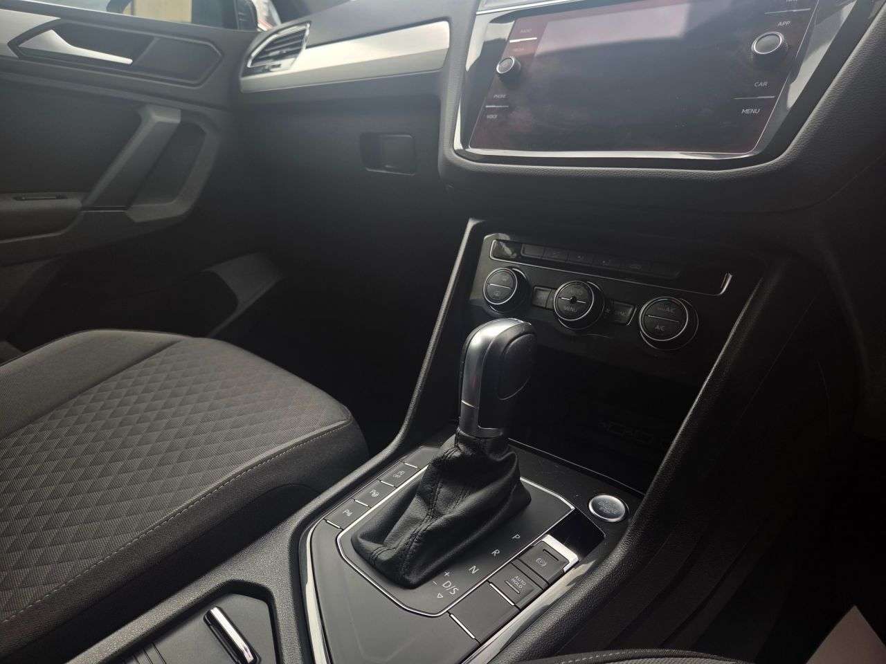2019 VOLKSWAGEN TIGUAN 2019 VOLKSWAGEN TIGUAN