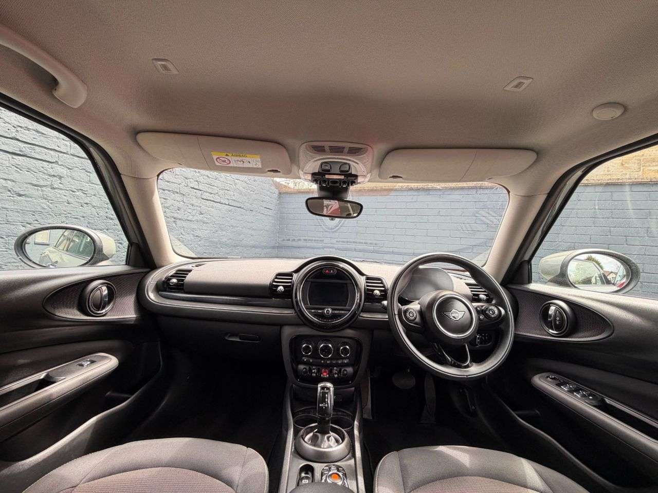 A 2020 MINI CLUBMAN 1.5 Cooper Classic Estate 6dr Petrol Steptronic Euro 6 (s/s) (136 ps) Heate A 2020 MINI CLUBMAN 1.5 Cooper Classic Estate 6dr Petrol Steptronic Euro 6 (s/s) (136 ps) Heate
