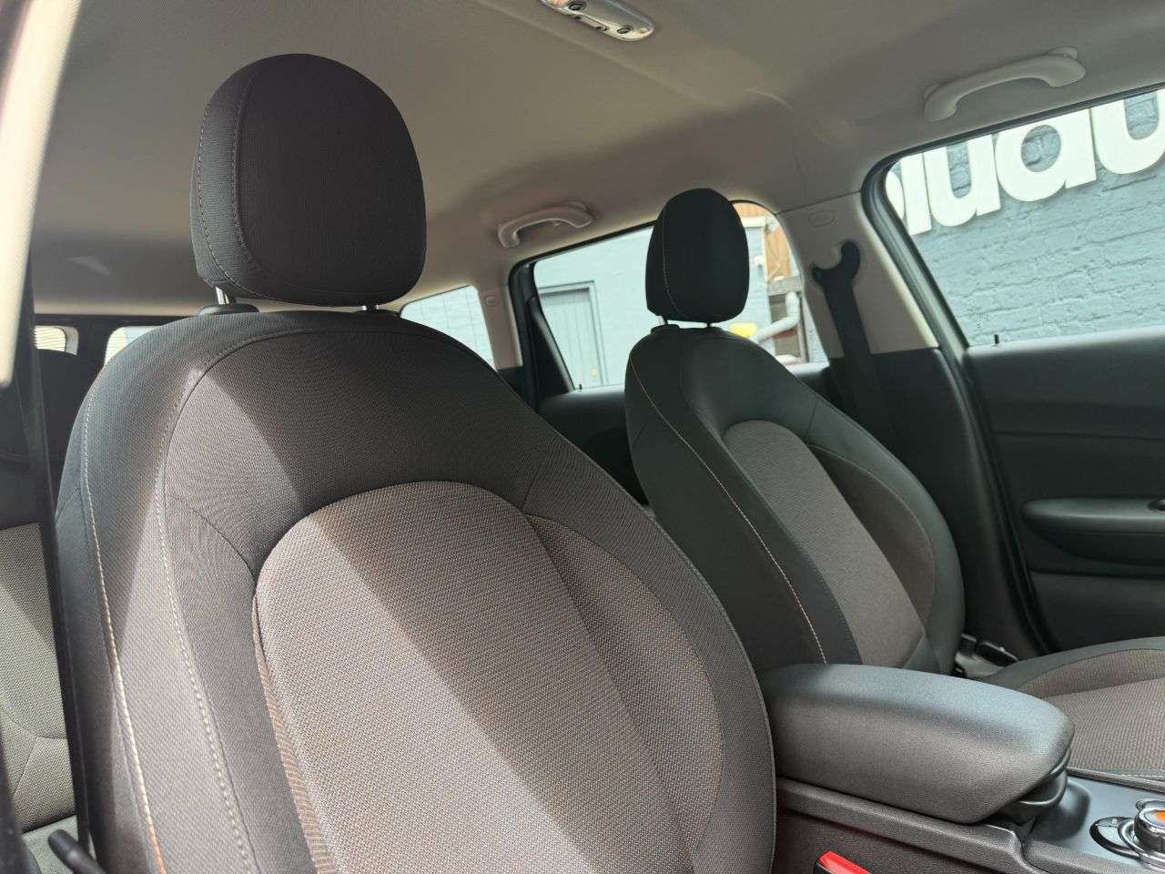 2020 MINI CLUBMAN 2020 MINI CLUBMAN