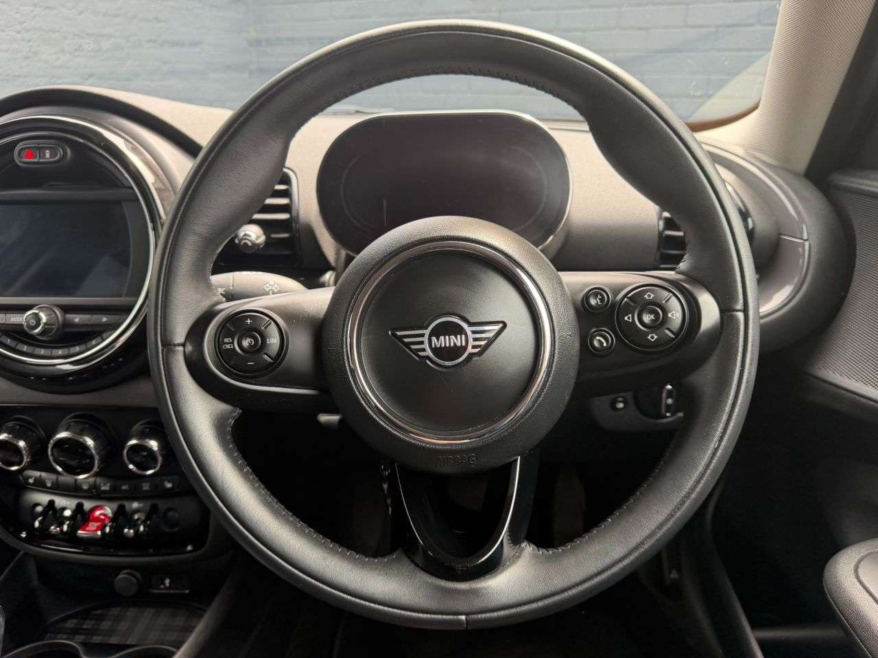 2020 MINI CLUBMAN 2020 MINI CLUBMAN