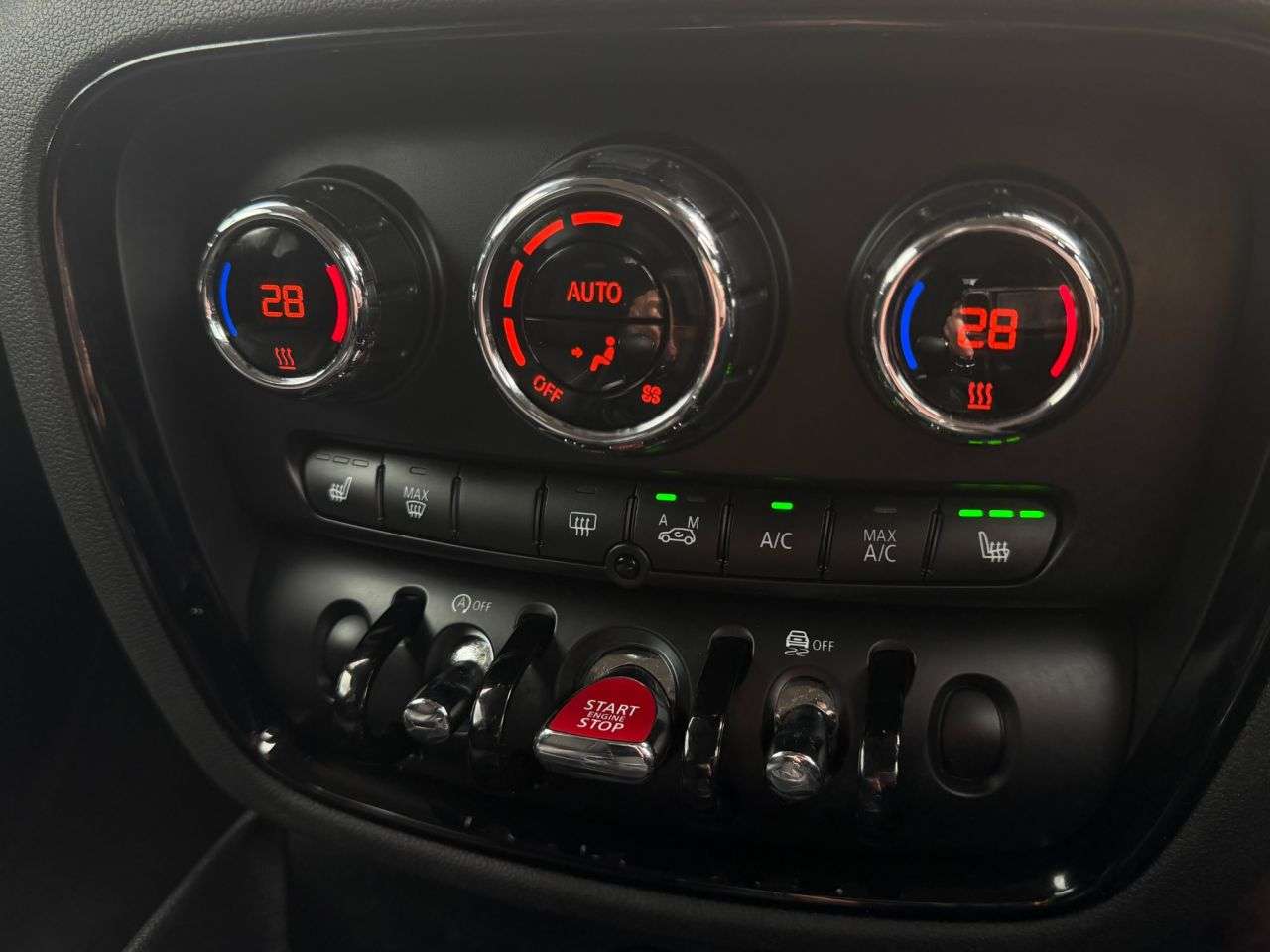 2020 MINI CLUBMAN 2020 MINI CLUBMAN