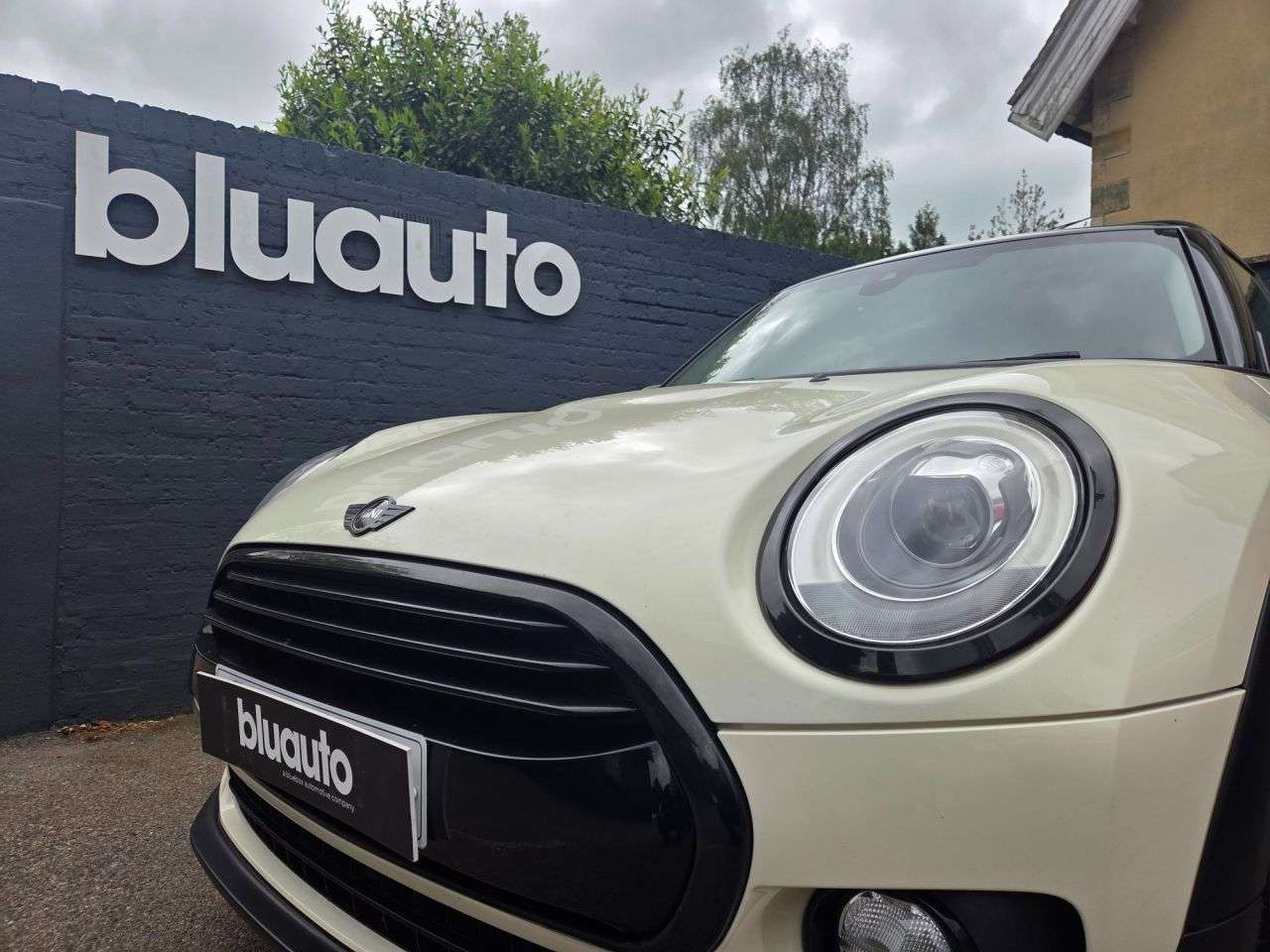 2016 MINI CLUBMAN 2016 MINI CLUBMAN