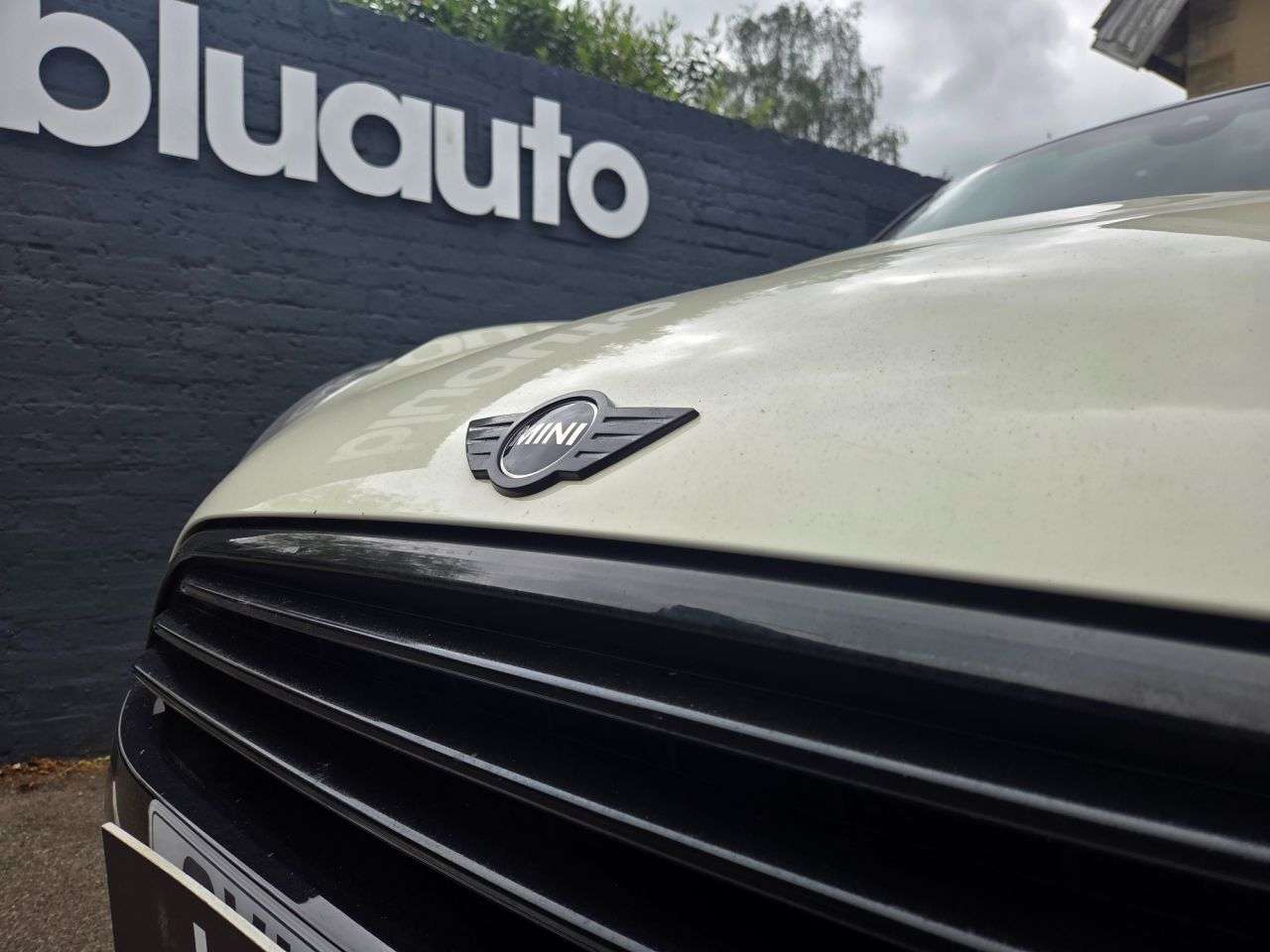 2016 MINI CLUBMAN 2016 MINI CLUBMAN