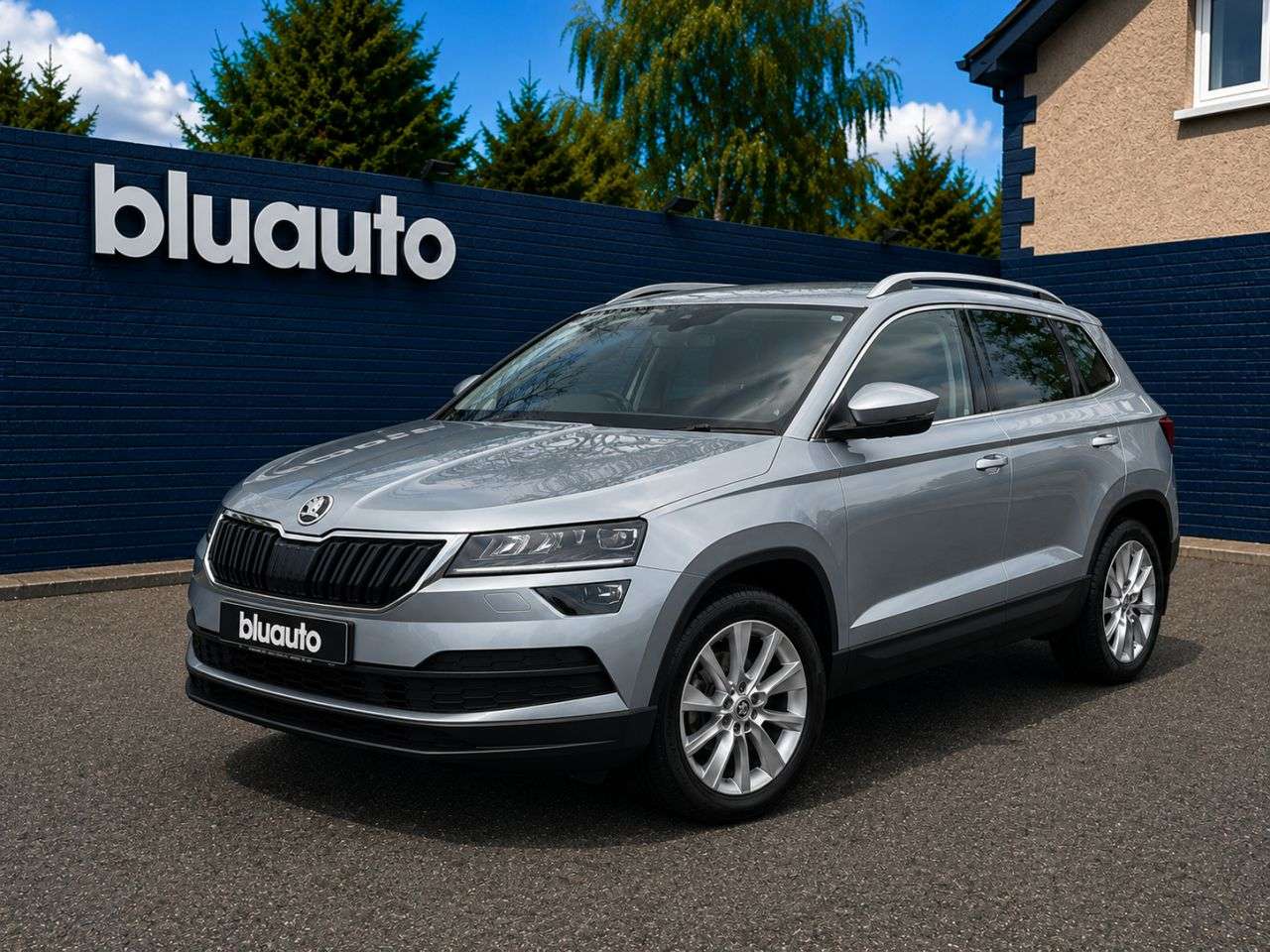 A 2019 SKODA KAROQ 1.0 TSI GPF SE L SUV 5dr Petrol DSG Euro 6 (s/s) (115 ps) Rear Camera, Heat A 2019 SKODA KAROQ 1.0 TSI GPF SE L SUV 5dr Petrol DSG Euro 6 (s/s) (115 ps) Rear Camera, Heat