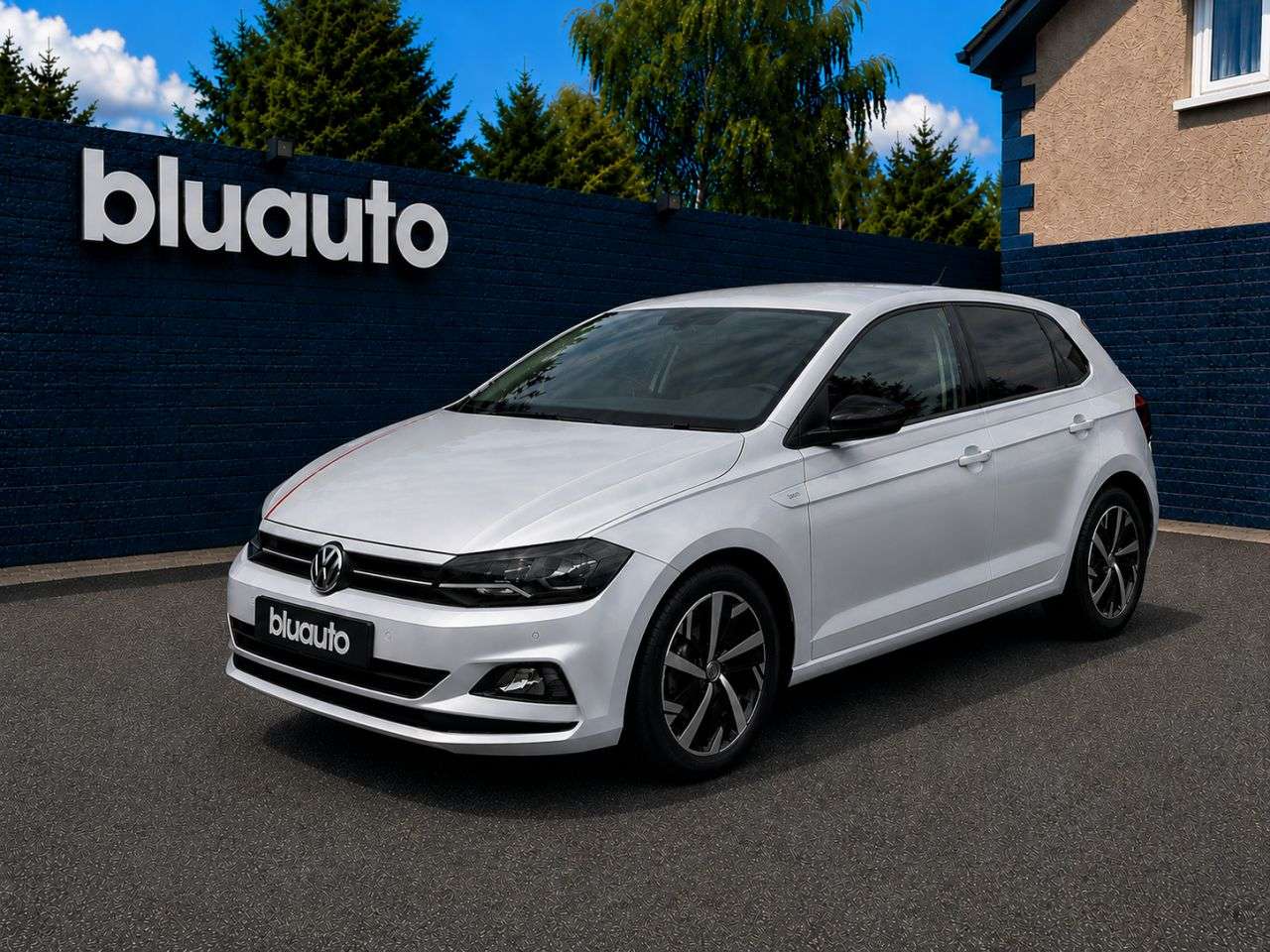A 2020 VOLKSWAGEN POLO 1.0 TSI GPF beats Hatchback 5dr Petrol Manual Euro 6 (s/s) (95 ps) Front+Re A 2020 VOLKSWAGEN POLO 1.0 TSI GPF beats Hatchback 5dr Petrol Manual Euro 6 (s/s) (95 ps) Front+Re
