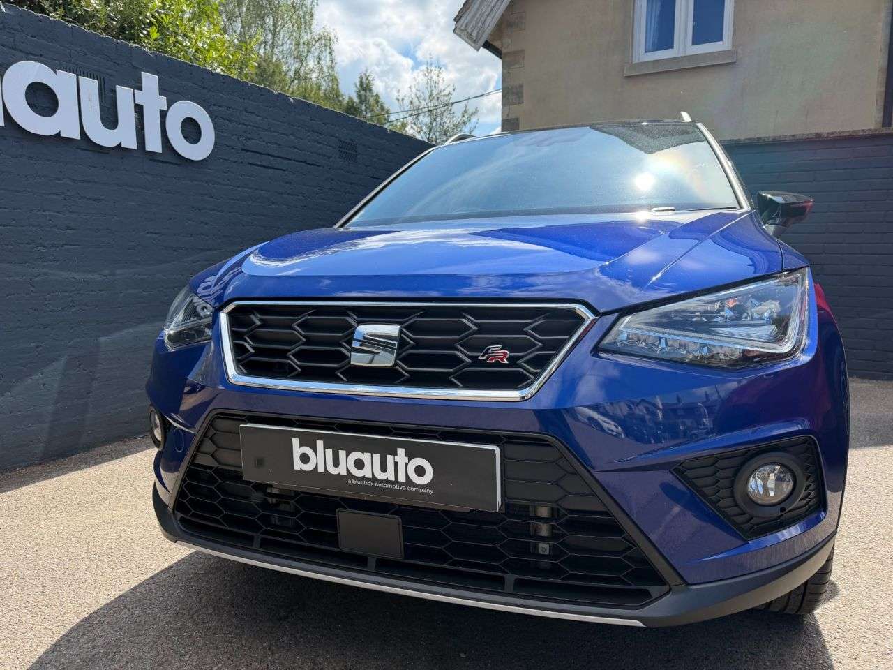 A 2021 SEAT ARONA 1.0 TSI FR Sport SUV 5dr Petrol DSG Euro 6 (s/s) (110 ps) A 2021 SEAT ARONA 1.0 TSI FR Sport SUV 5dr Petrol DSG Euro 6 (s/s) (110 ps)