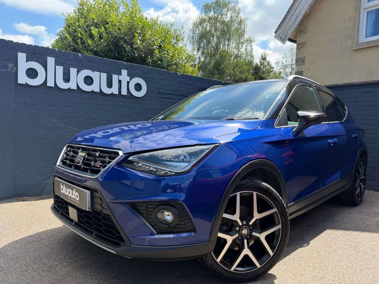 A 2021 SEAT ARONA 1.0 TSI FR Sport SUV 5dr Petrol DSG Euro 6 (s/s) (110 ps) A 2021 SEAT ARONA 1.0 TSI FR Sport SUV 5dr Petrol DSG Euro 6 (s/s) (110 ps)