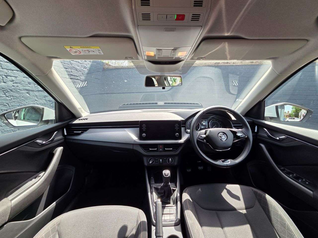 A 2021 SKODA KAMIQ 1.0 TSI SE SUV 5dr Petrol Manual Euro 6 (s/s) (95 ps) Rear Sensors, Apple C A 2021 SKODA KAMIQ 1.0 TSI SE SUV 5dr Petrol Manual Euro 6 (s/s) (95 ps) Rear Sensors, Apple C