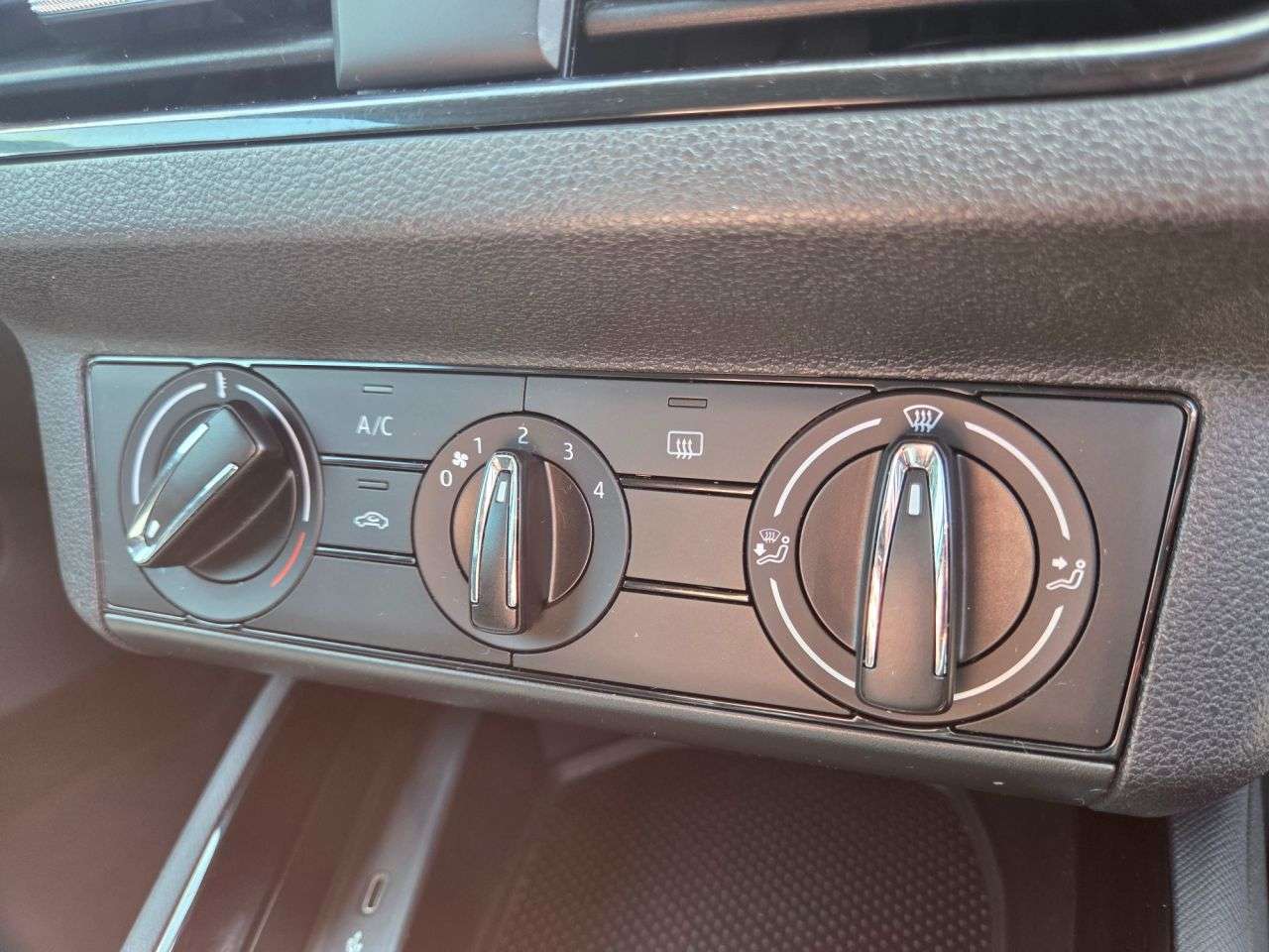 2021 SKODA KAMIQ 2021 SKODA KAMIQ
