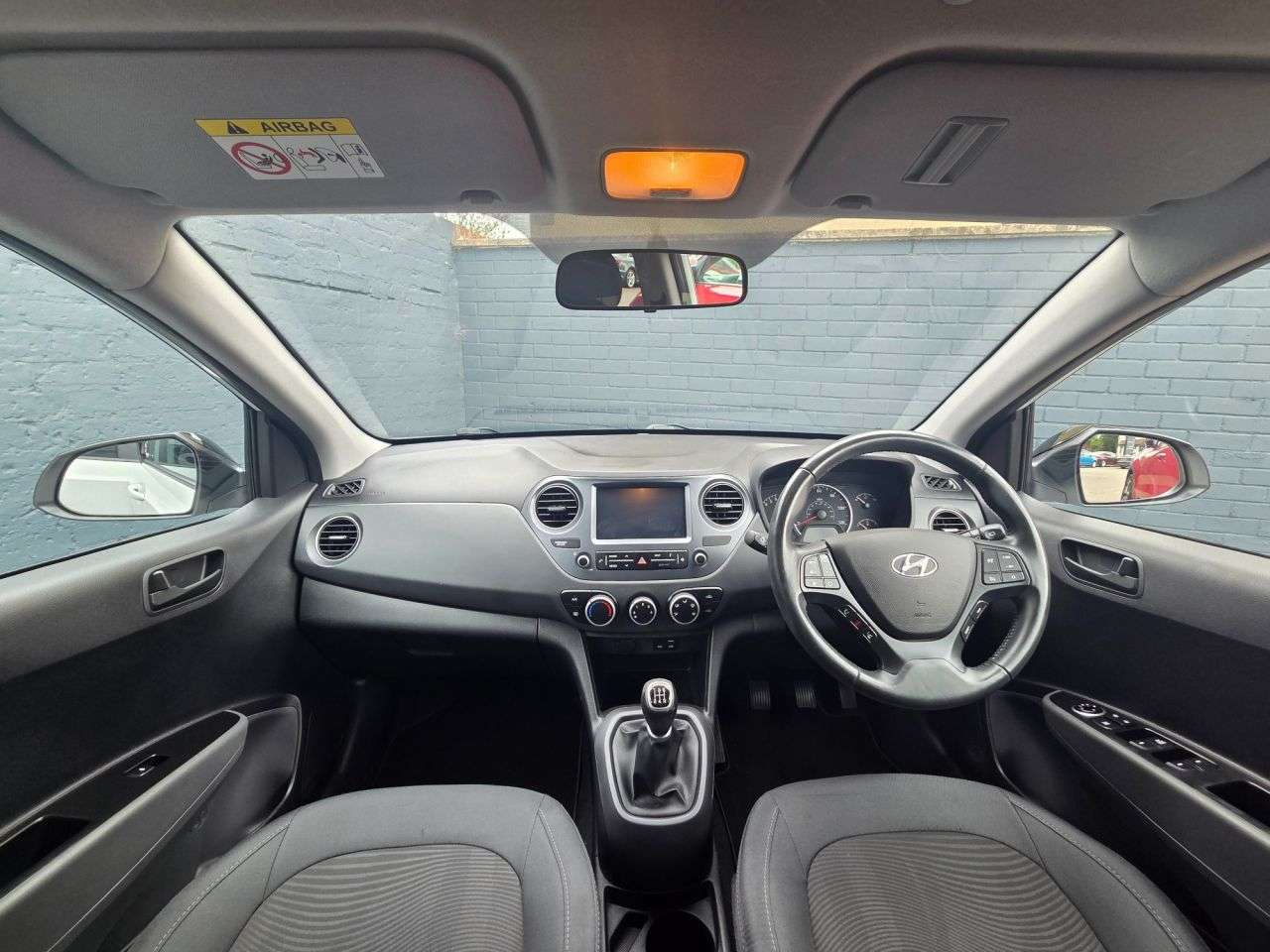 A 2020 HYUNDAI I10 1.0 Play Hatchback 5dr Petrol Manual Euro 6 (67 ps) A 2020 HYUNDAI I10 1.0 Play Hatchback 5dr Petrol Manual Euro 6 (67 ps)