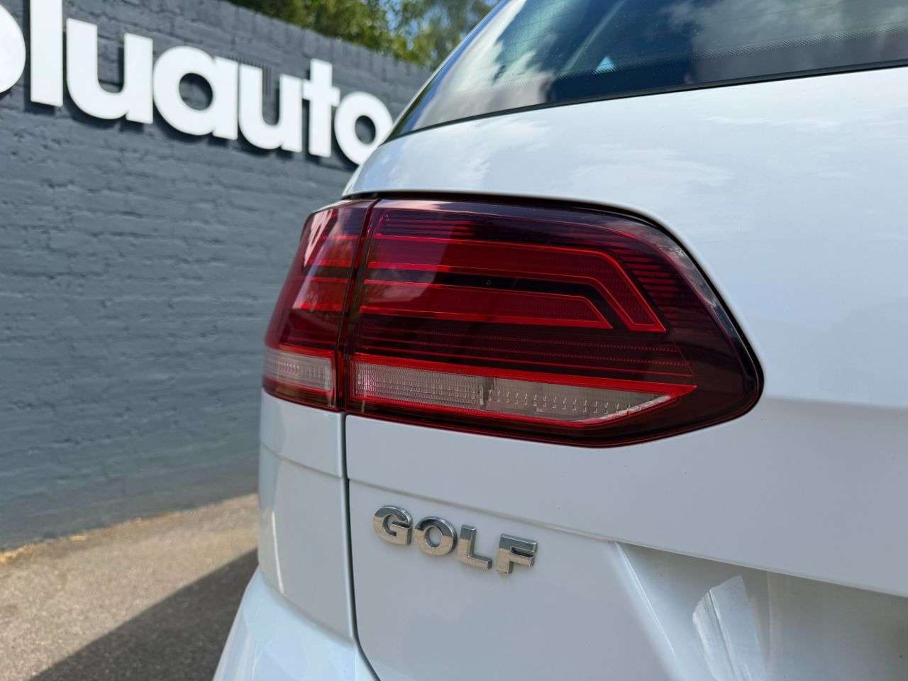 2017 VOLKSWAGEN GOLF 2017 VOLKSWAGEN GOLF