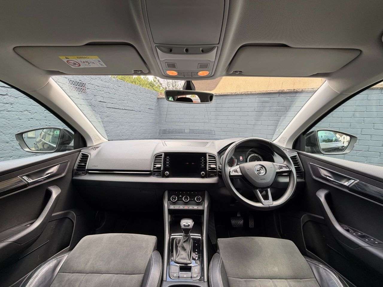 A 2019 SKODA KAROQ 1.5 TSI ACT SE L SUV 5dr Petrol DSG Euro 6 (s/s) (150 ps) Heated Seats / Re A 2019 SKODA KAROQ 1.5 TSI ACT SE L SUV 5dr Petrol DSG Euro 6 (s/s) (150 ps) Heated Seats / Re