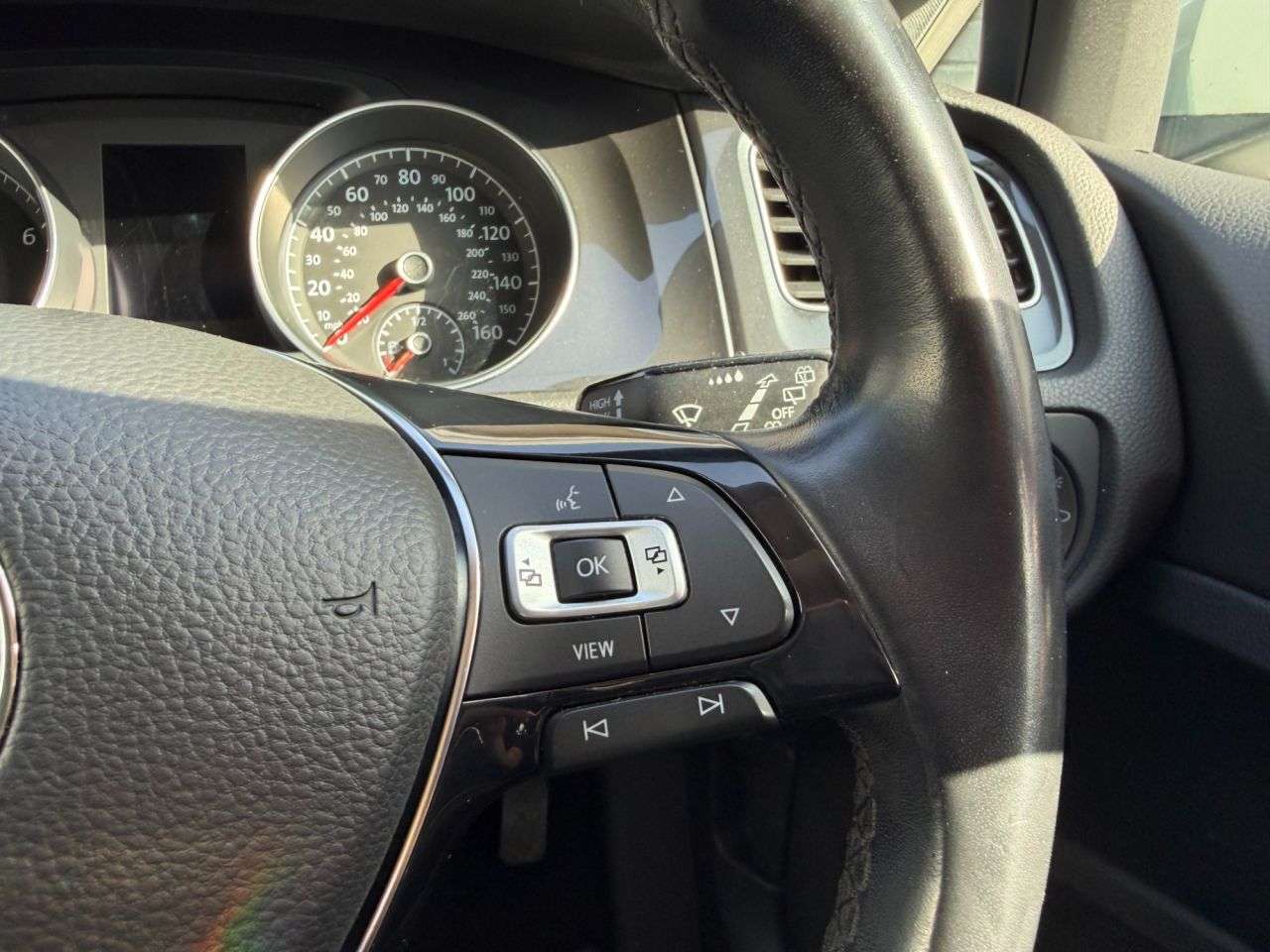 2020 VOLKSWAGEN GOLF 2020 VOLKSWAGEN GOLF