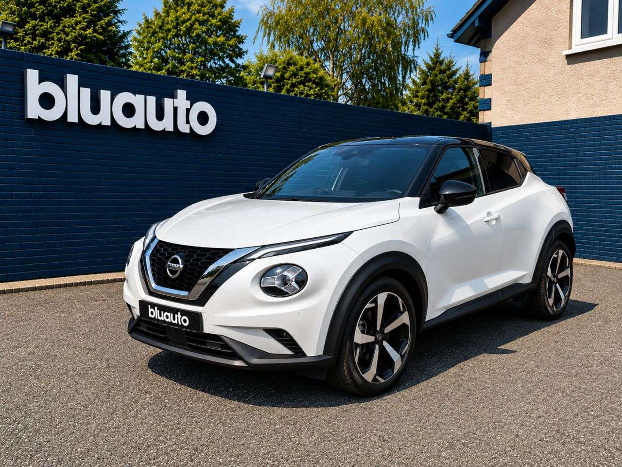 A 2020 NISSAN JUKE 1.0 DIG-T Tekna SUV 5dr Petrol DCT Auto Euro 6 (s/s) (114 ps) A 2020 NISSAN JUKE 1.0 DIG-T Tekna SUV 5dr Petrol DCT Auto Euro 6 (s/s) (114 ps)